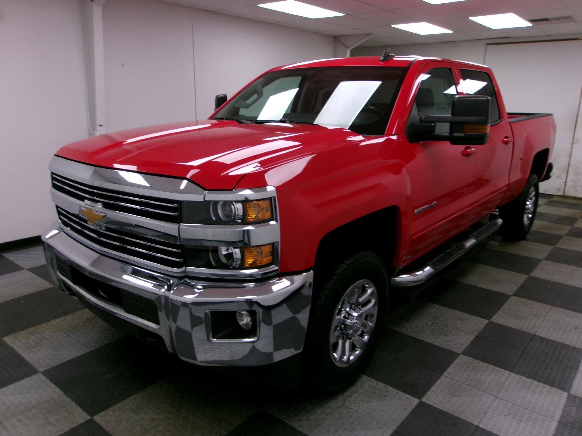 2016 Chevrolet Silverado 2500 HD Crew Cab Standard Box 4-Wheel Drive LT