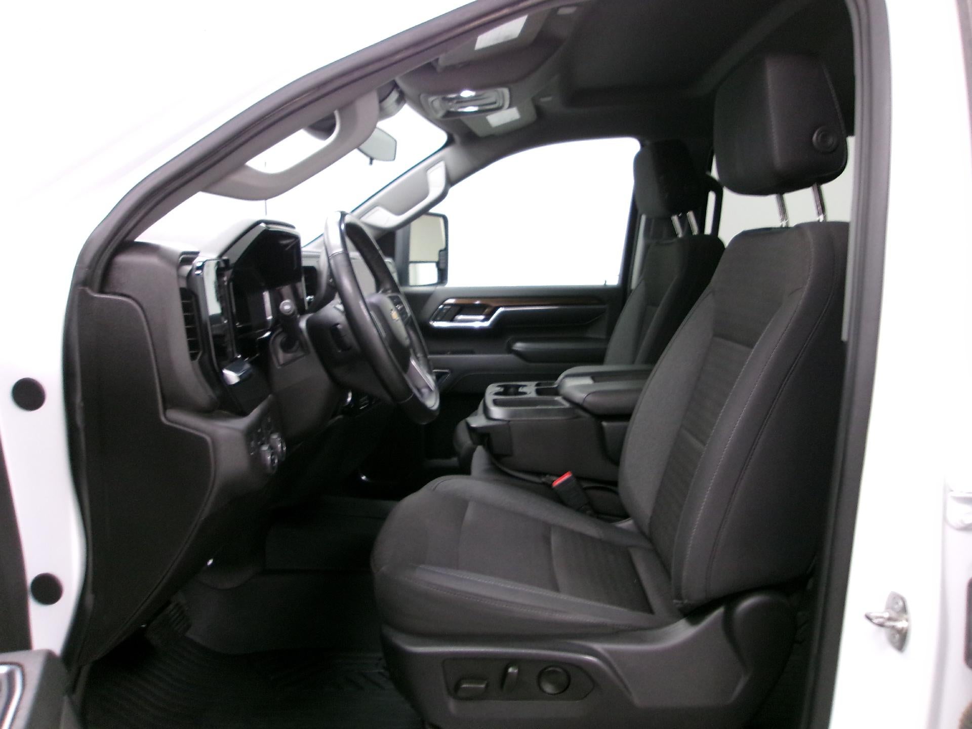 2024 Chevrolet Silverado 2500 HD Crew Cab Standard Box 4-Wheel Drive LT