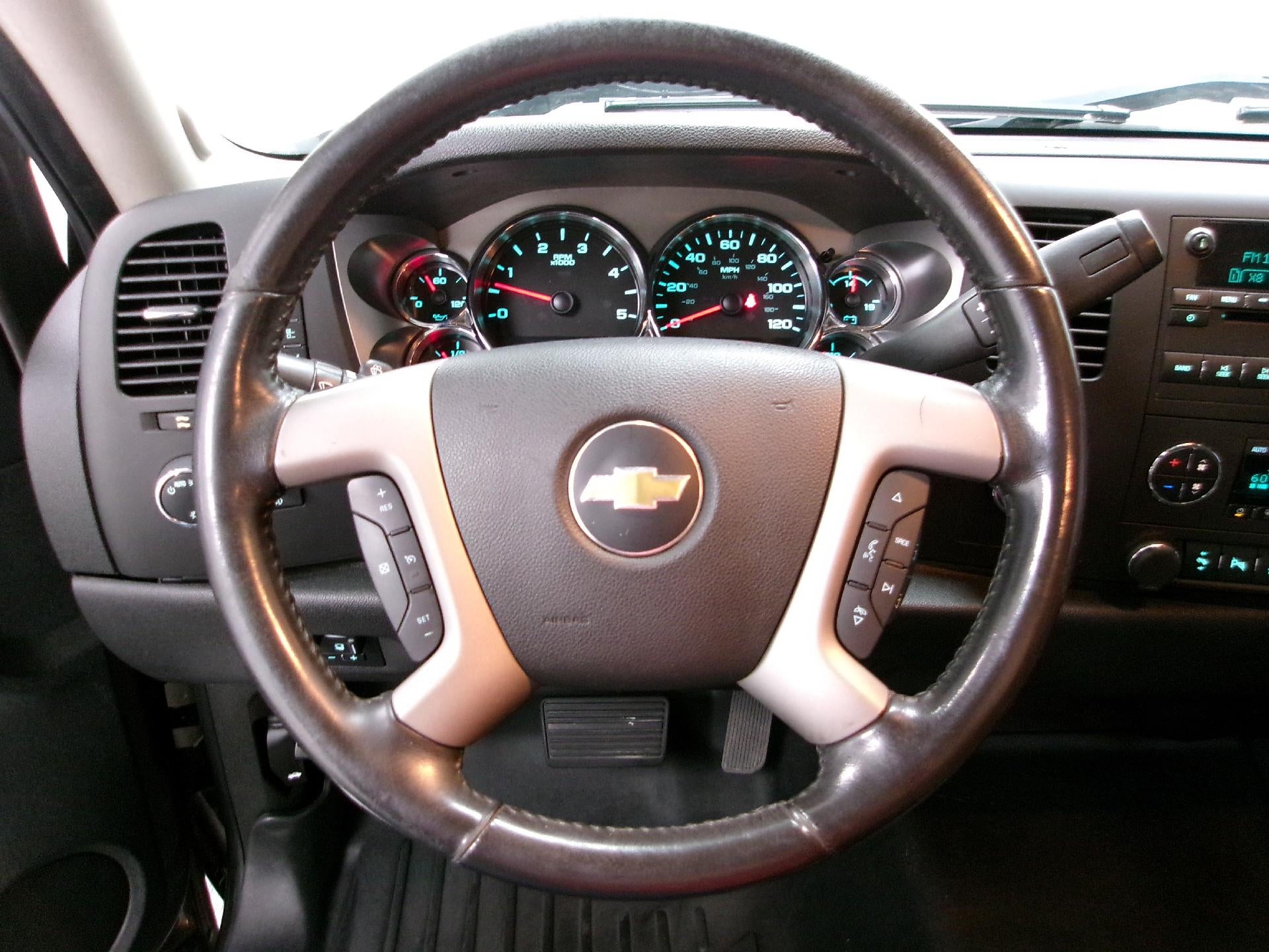 2013 Chevrolet Silverado 2500 HD Extended Cab Standard Box 4-Wheel Drive LT