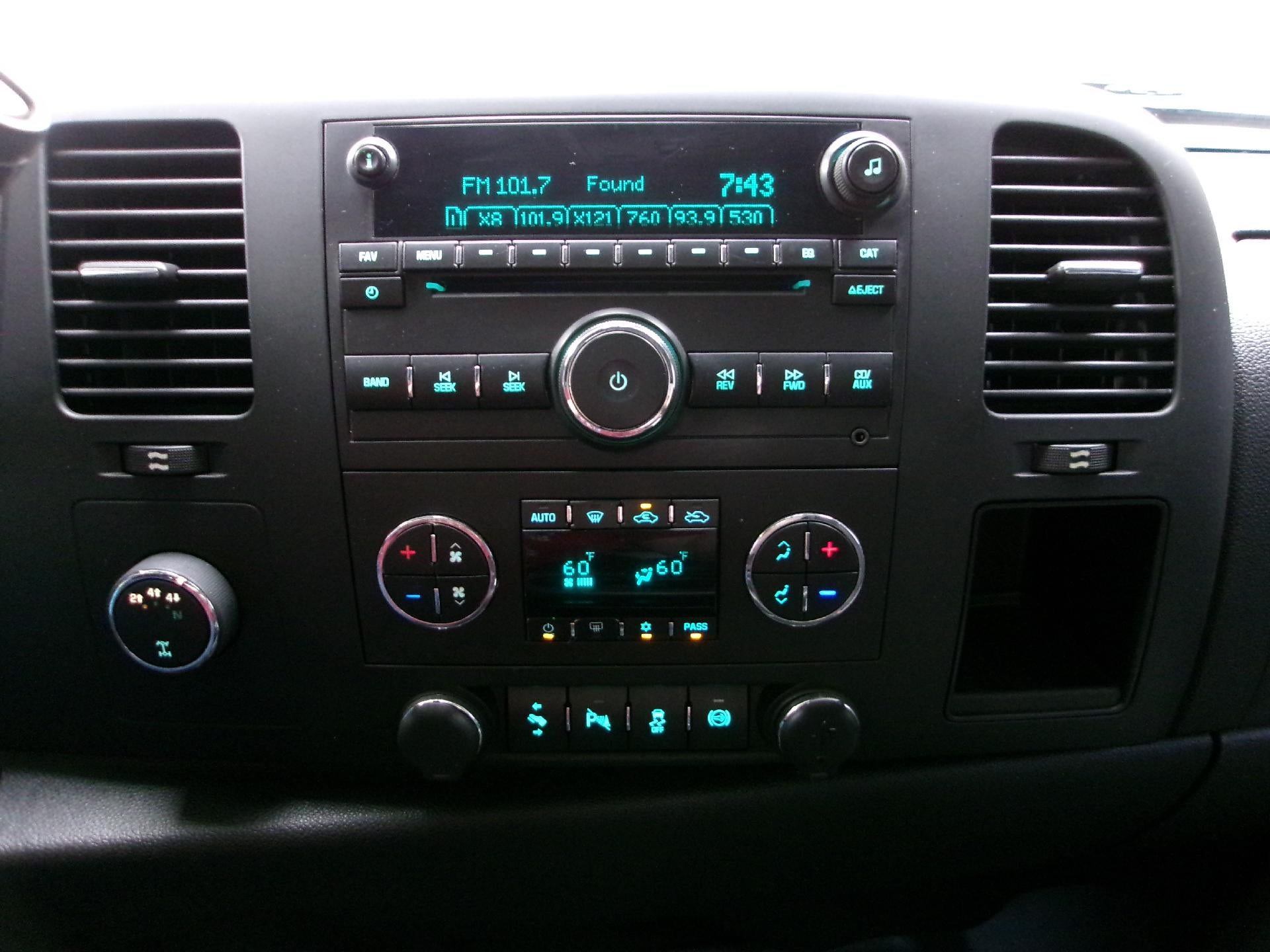 2013 Chevrolet Silverado 2500 HD Extended Cab Standard Box 4-Wheel Drive LT