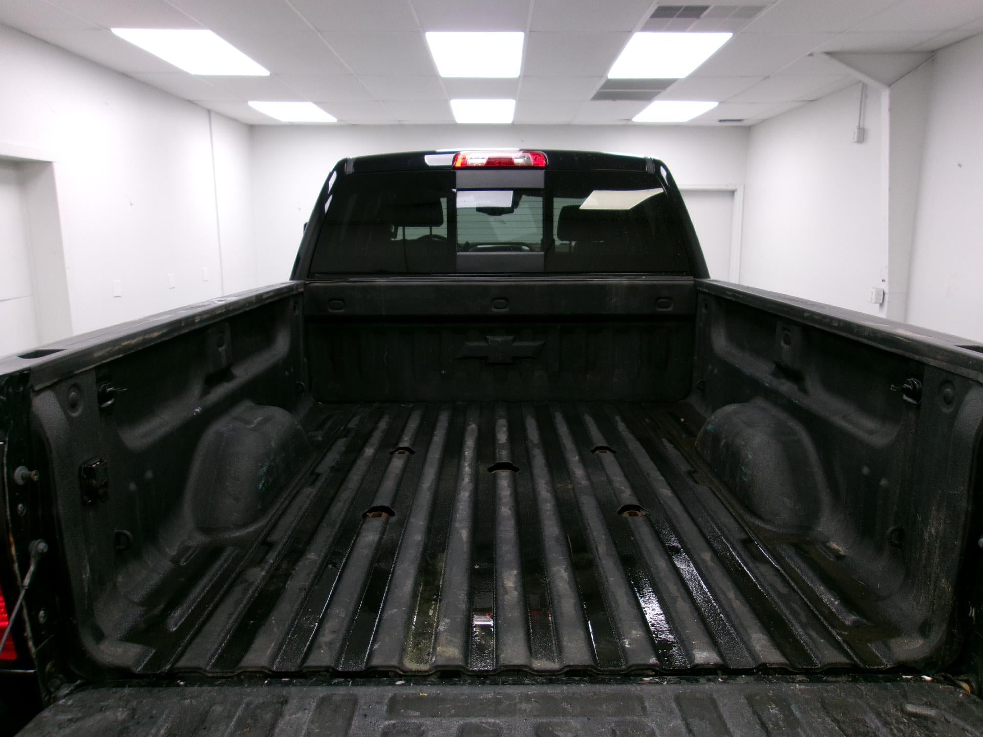 2018 Chevrolet Silverado 3500 HD Crew Cab Standard Box 4-Wheel Drive High Country