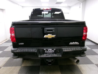 2018 Chevrolet Silverado 3500 HD Crew Cab Standard Box 4-Wheel Drive High Country
