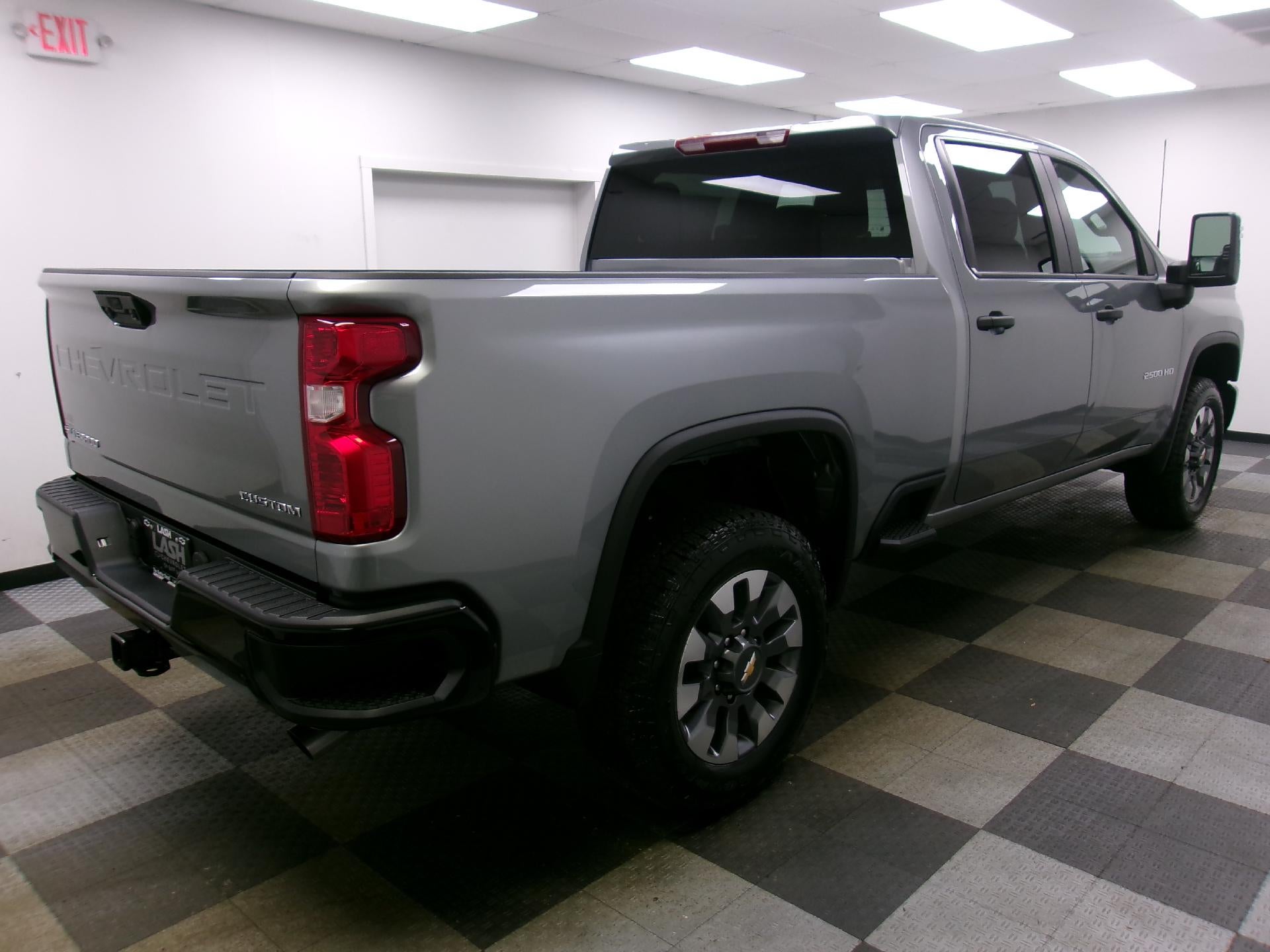 2026 Chevrolet Silverado 2500 HD Crew Cab Standard Box 4-Wheel Drive Custom