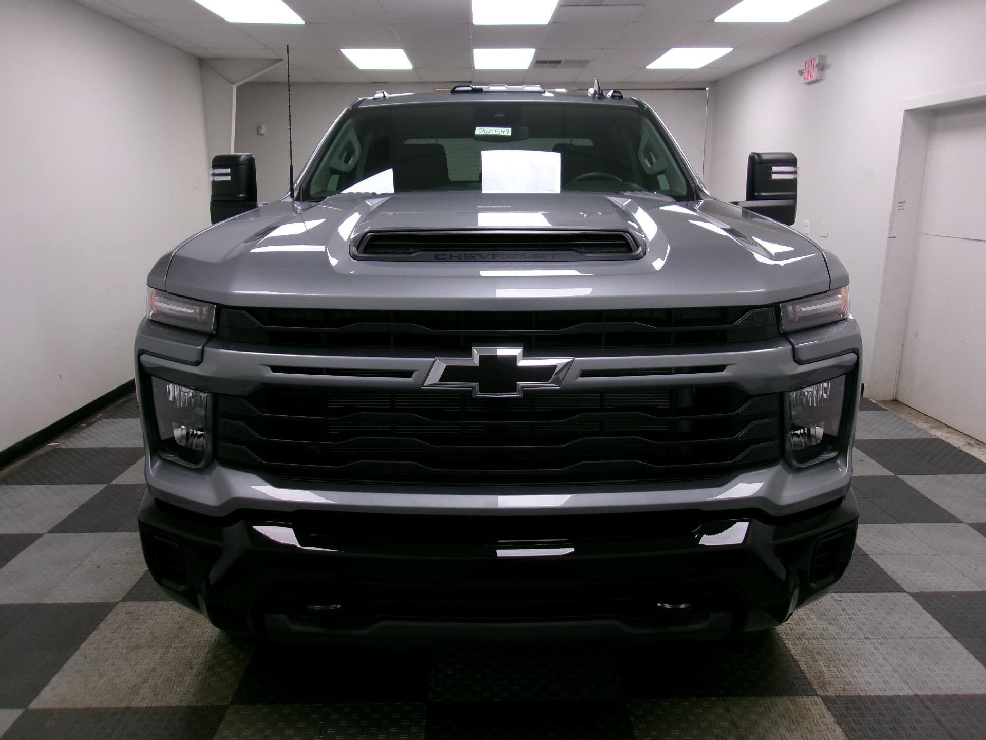 2026 Chevrolet Silverado 2500 HD Crew Cab Standard Box 4-Wheel Drive Custom