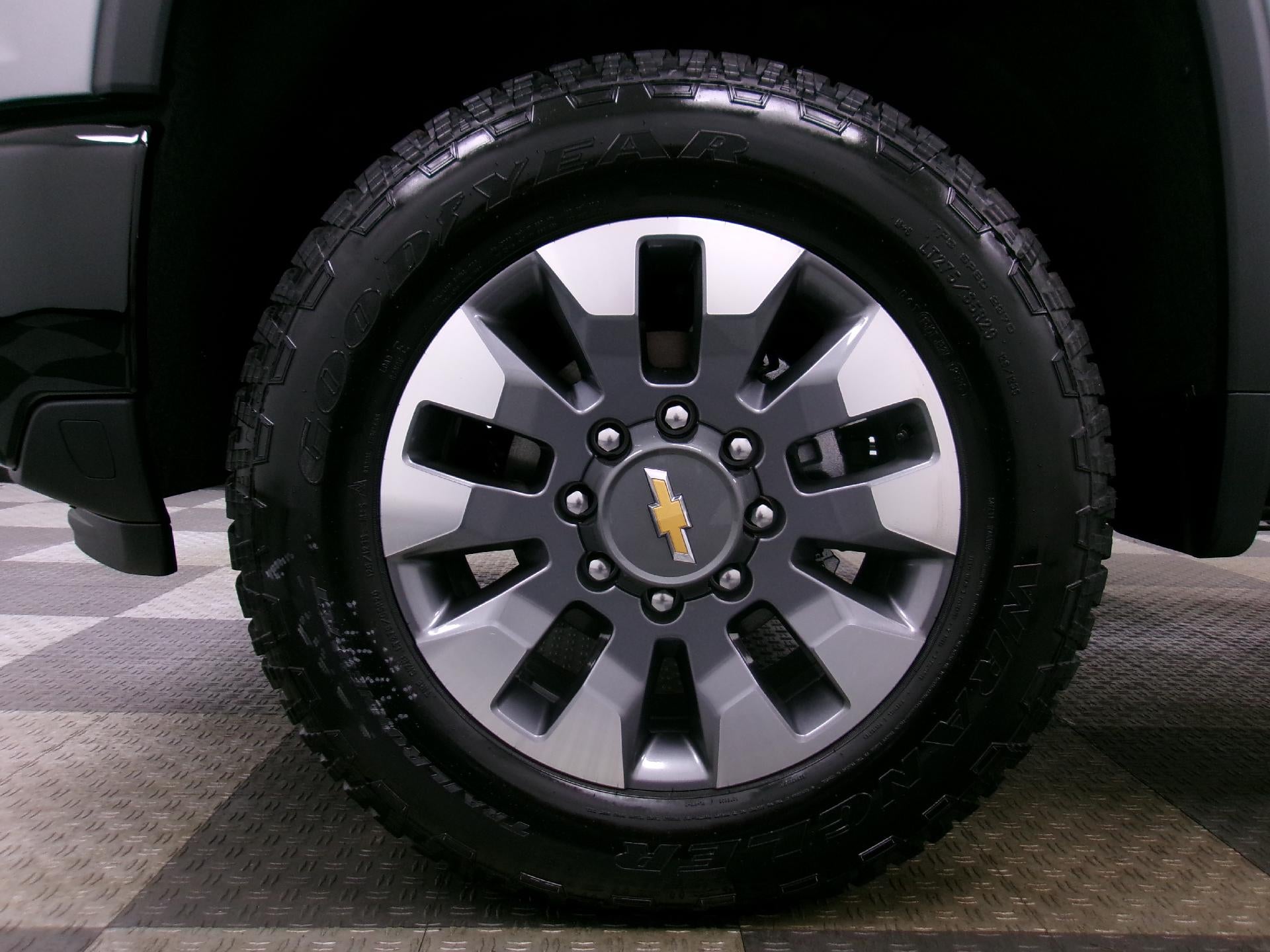 2026 Chevrolet Silverado 2500 HD Crew Cab Standard Box 4-Wheel Drive Custom