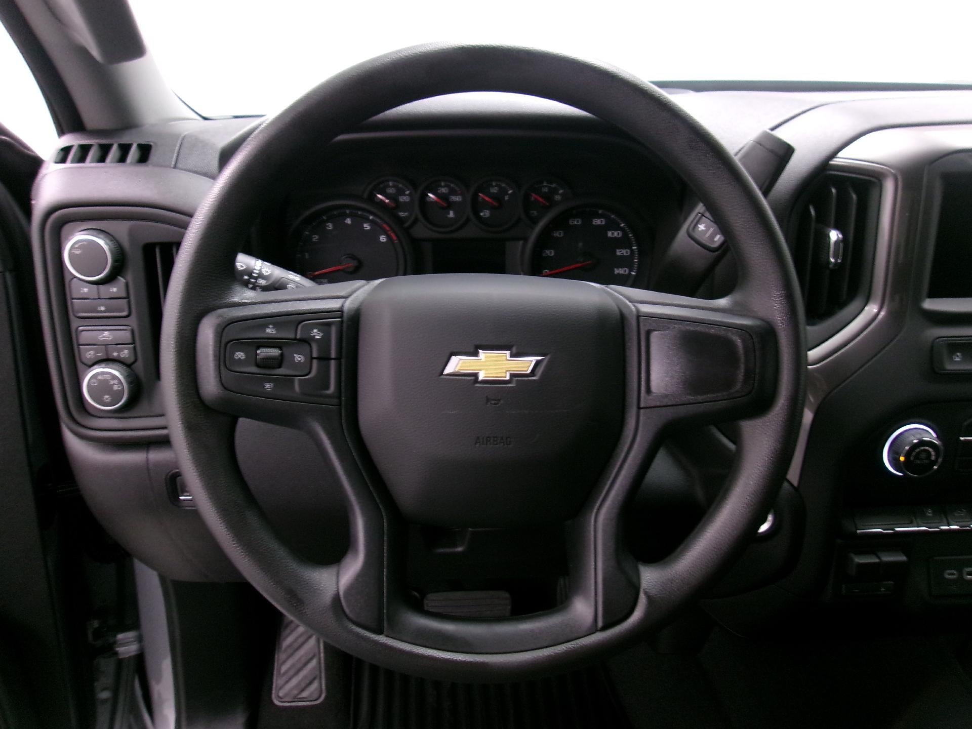 2026 Chevrolet Silverado 2500 HD Crew Cab Standard Box 4-Wheel Drive Custom