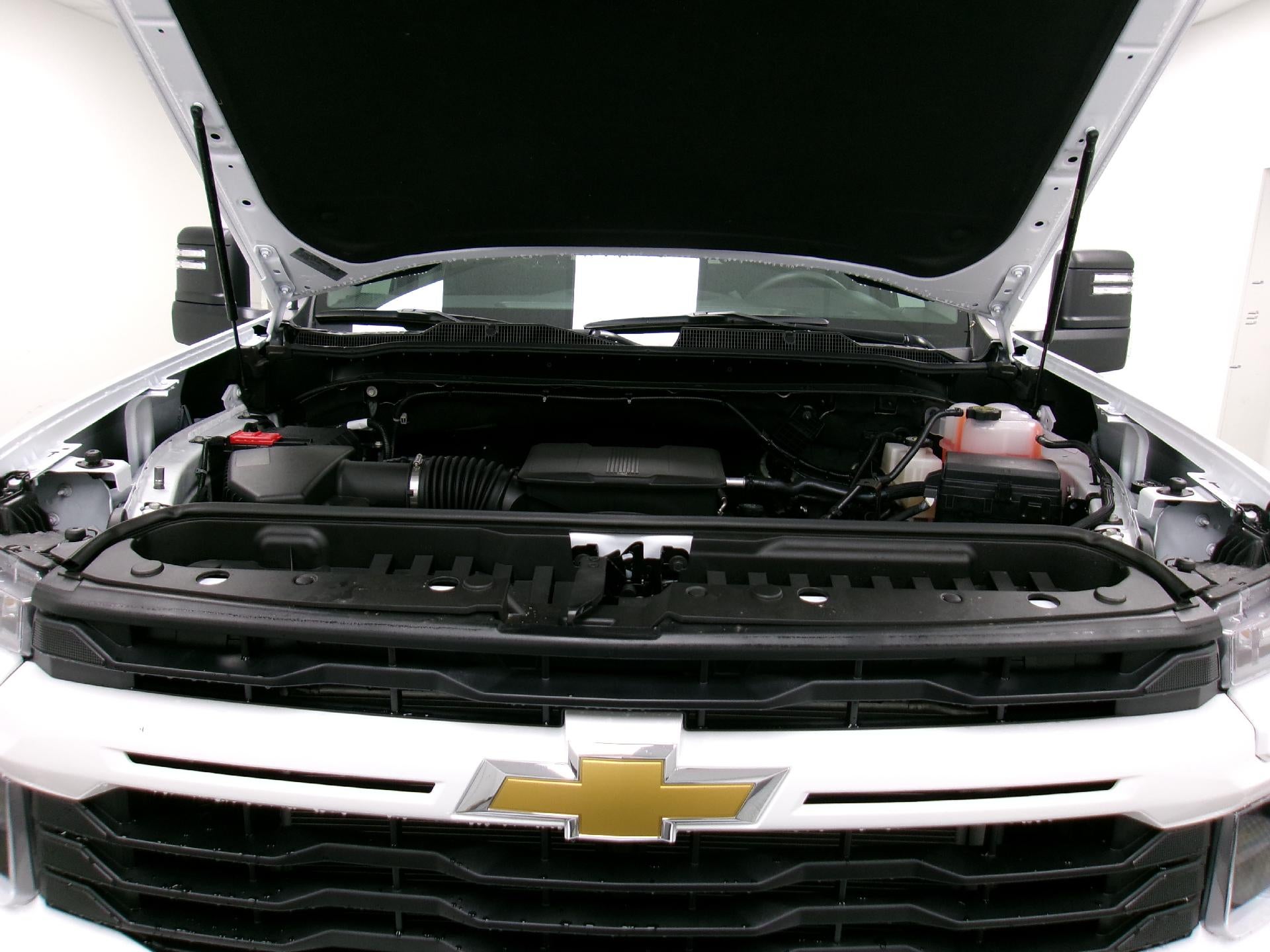 2026 Chevrolet Silverado 2500 HD Crew Cab Standard Box 4-Wheel Drive Custom
