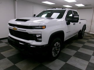 2026 Chevrolet Silverado 2500 HD Crew Cab Standard Box 4-Wheel Drive Custom
