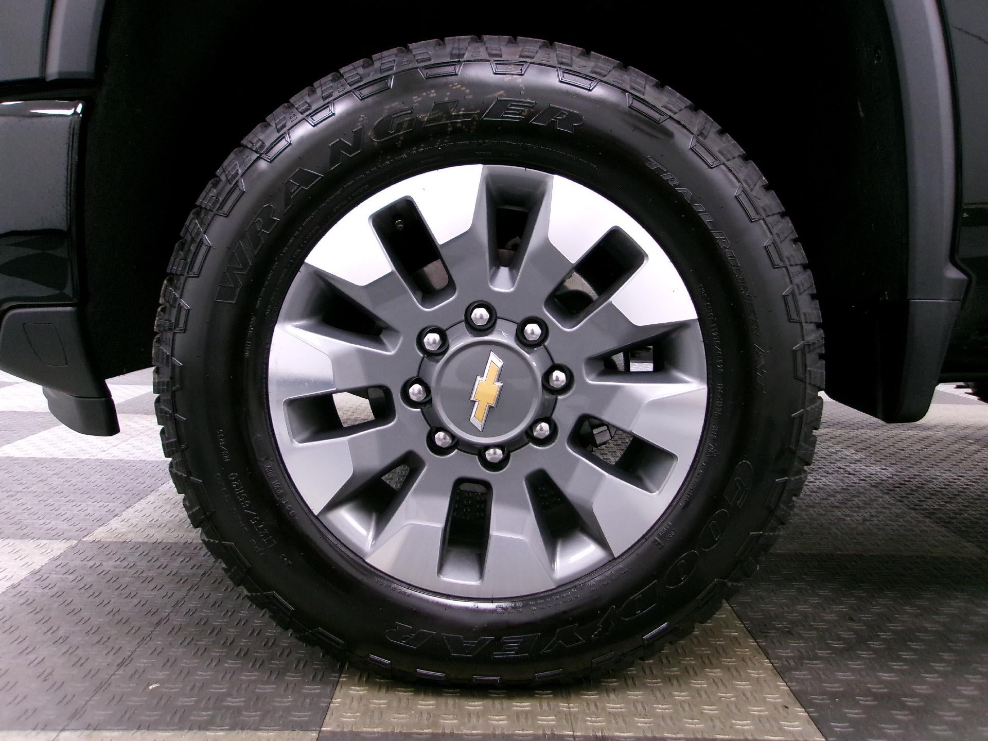 2026 Chevrolet Silverado 2500 HD Crew Cab Standard Box 4-Wheel Drive Custom