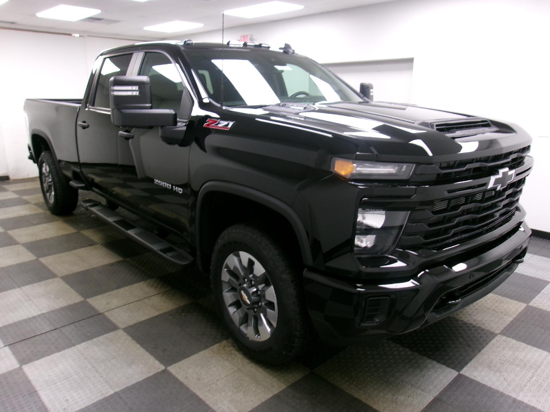 2026 Chevrolet Silverado 2500 HD Crew Cab Long Box 4-Wheel Drive Custom