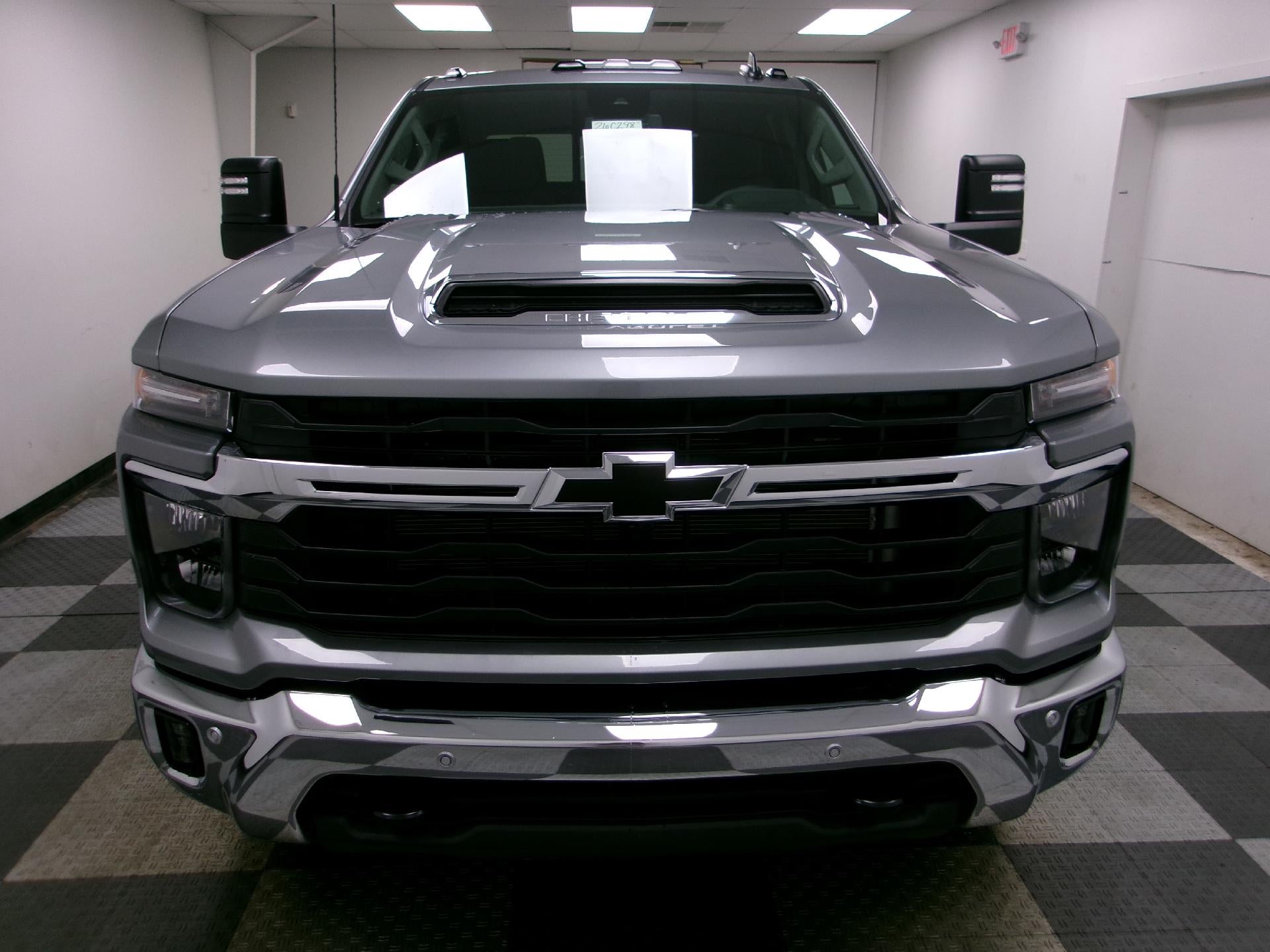 2026 Chevrolet Silverado 2500 HD Crew Cab Long Box 4-Wheel Drive LT