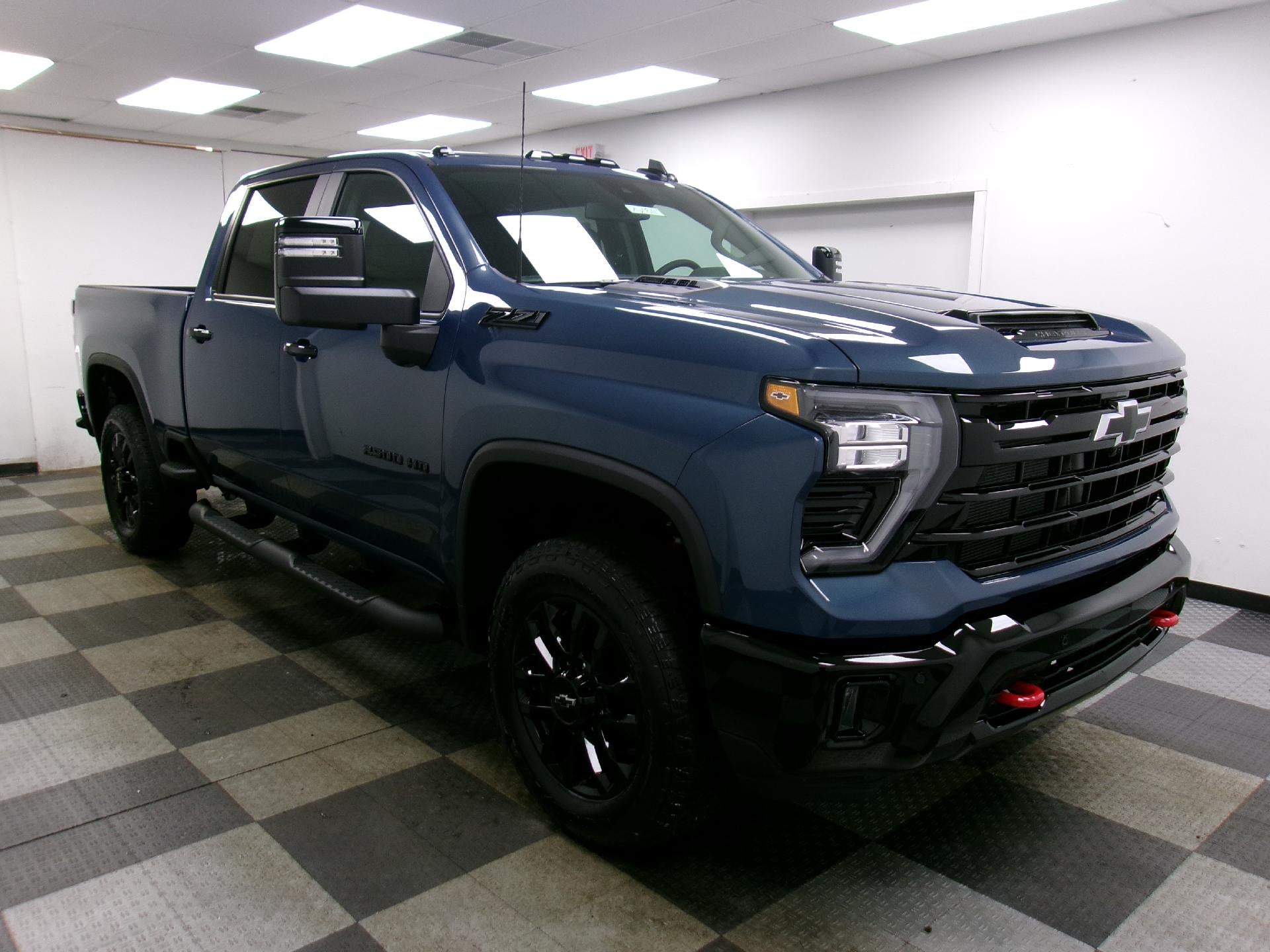 2026 Chevrolet Silverado 2500 HD Crew Cab Standard Box 4-Wheel Drive LT