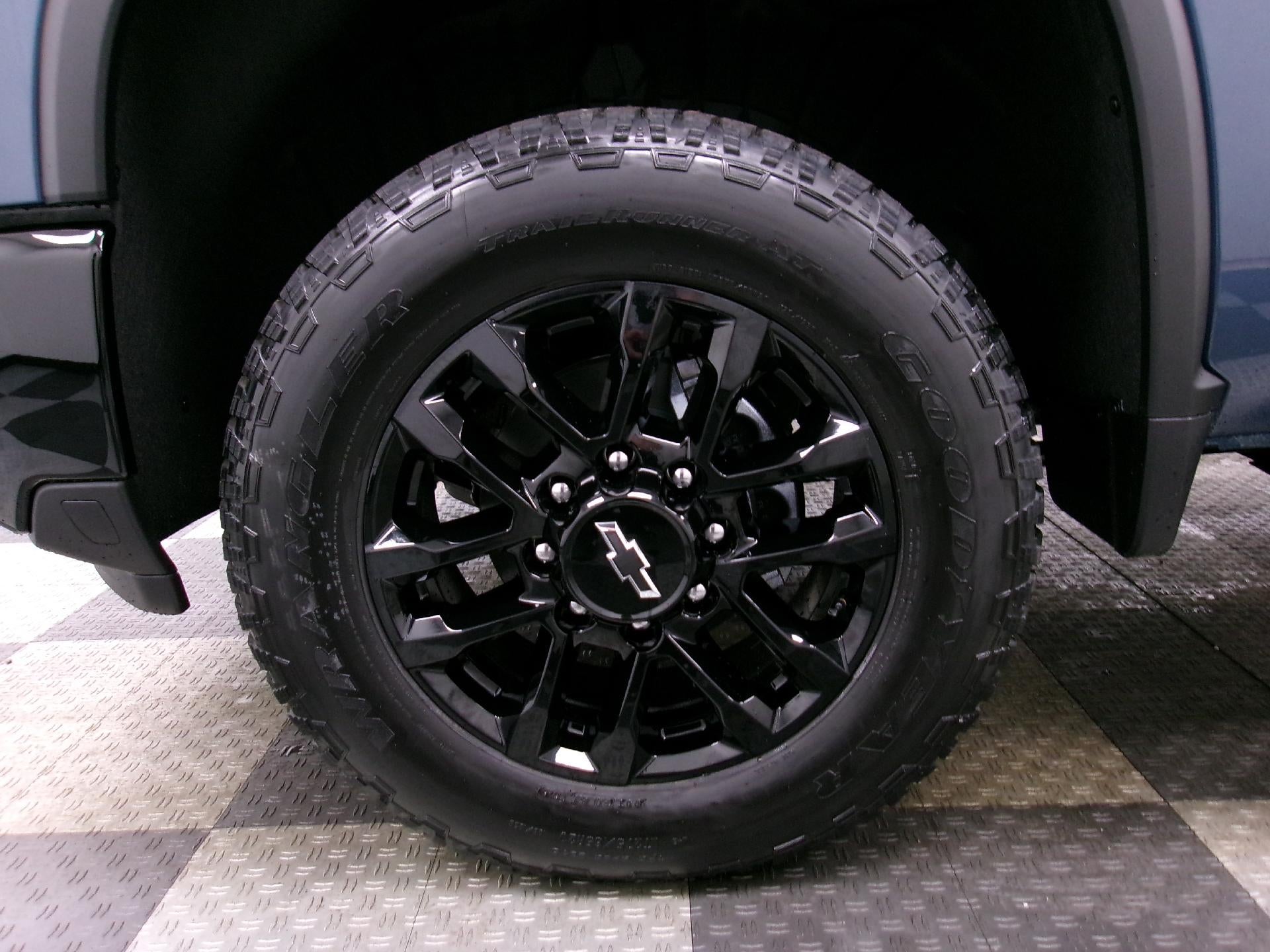 2026 Chevrolet Silverado 2500 HD Crew Cab Standard Box 4-Wheel Drive LT