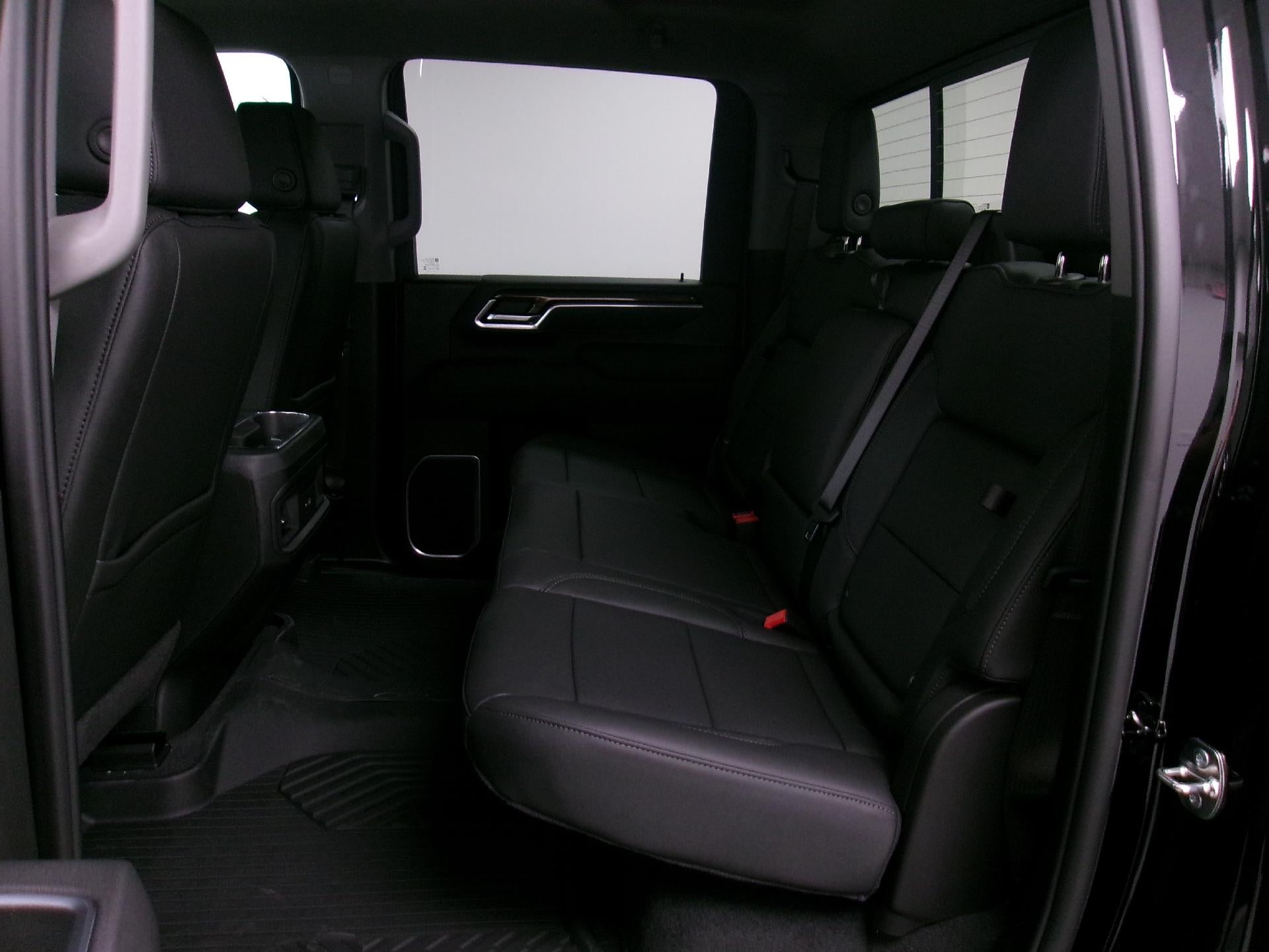 2026 Chevrolet Silverado 2500 HD Crew Cab Standard Box 4-Wheel Drive LT