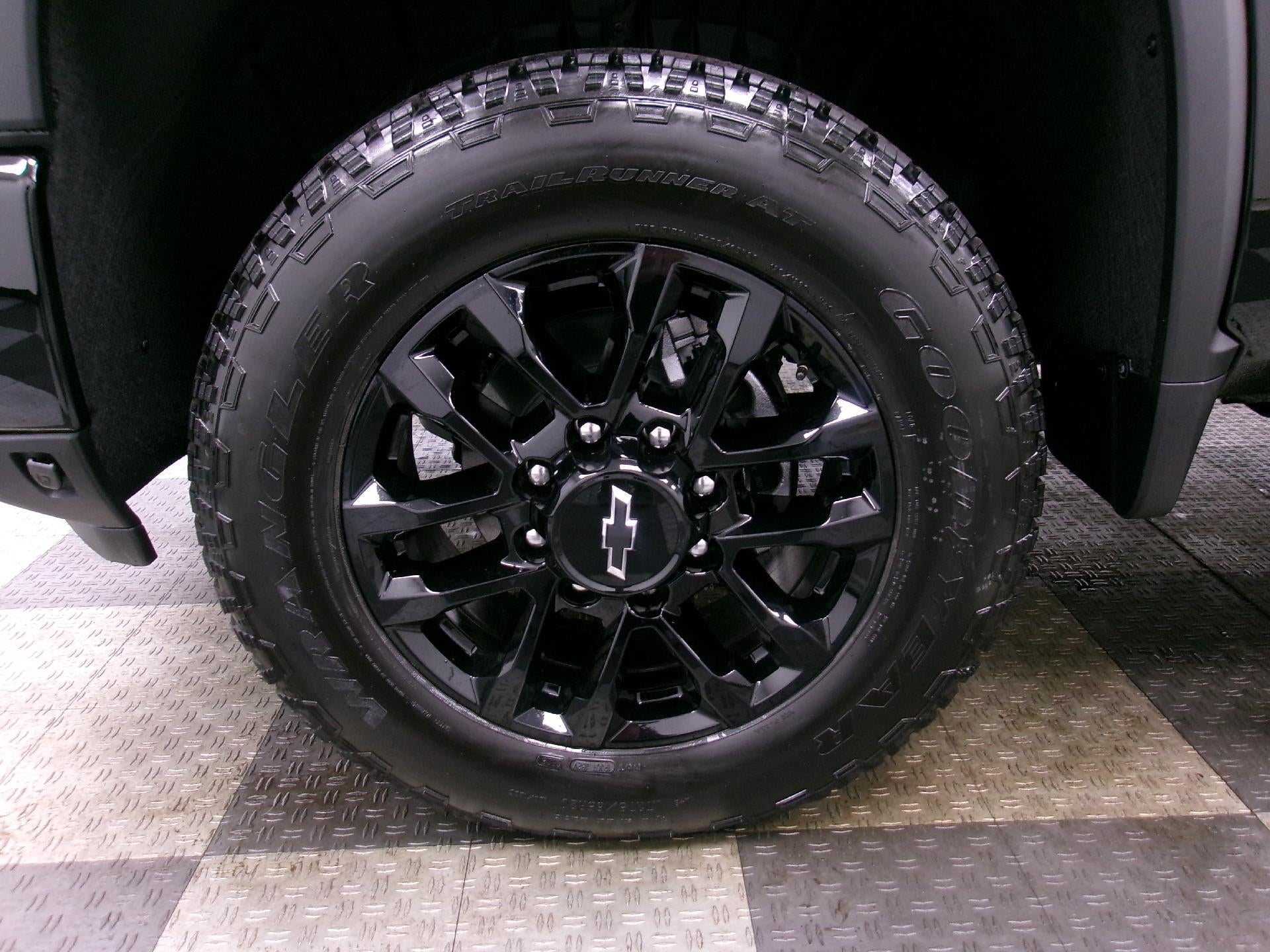 2026 Chevrolet Silverado 2500 HD Crew Cab Standard Box 4-Wheel Drive LT