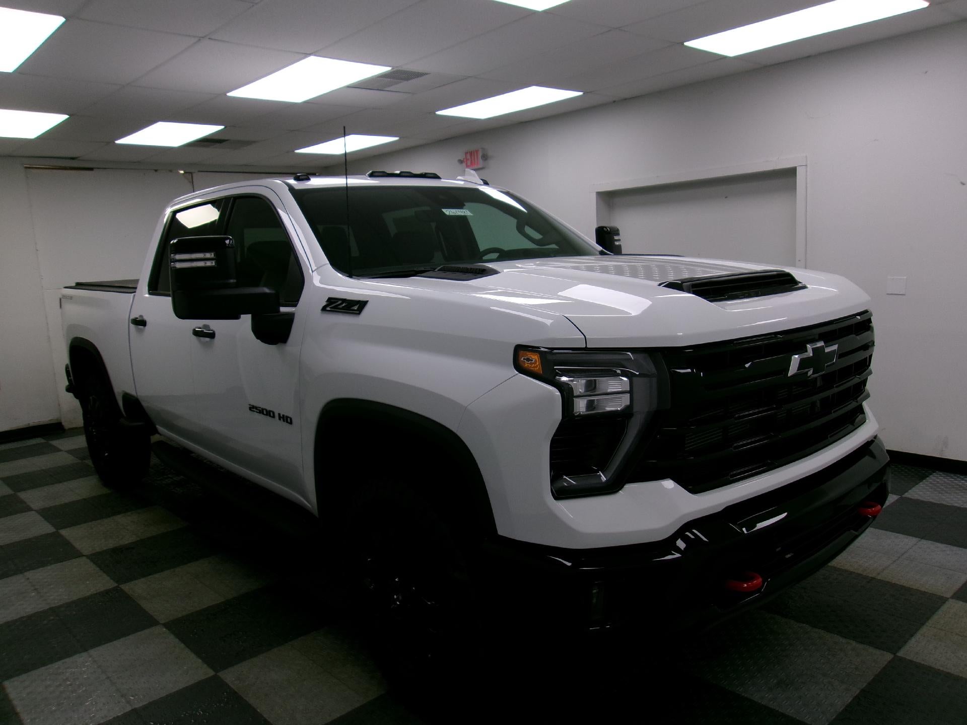 2026 Chevrolet Silverado 2500 HD Crew Cab Standard Box 4-Wheel Drive LTZ