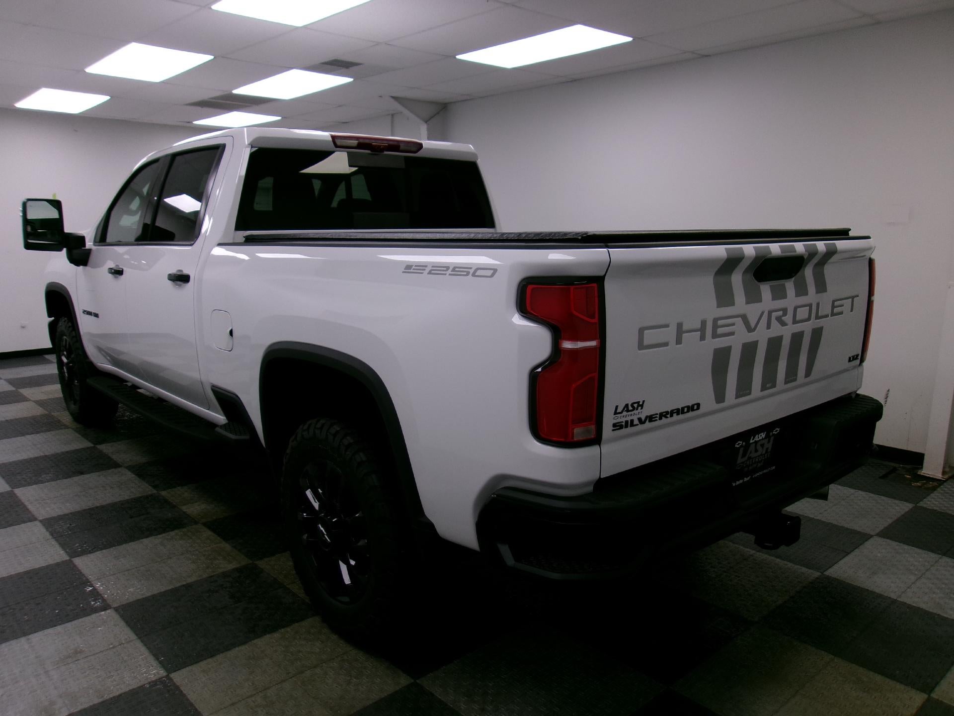 2026 Chevrolet Silverado 2500 HD Crew Cab Standard Box 4-Wheel Drive LTZ