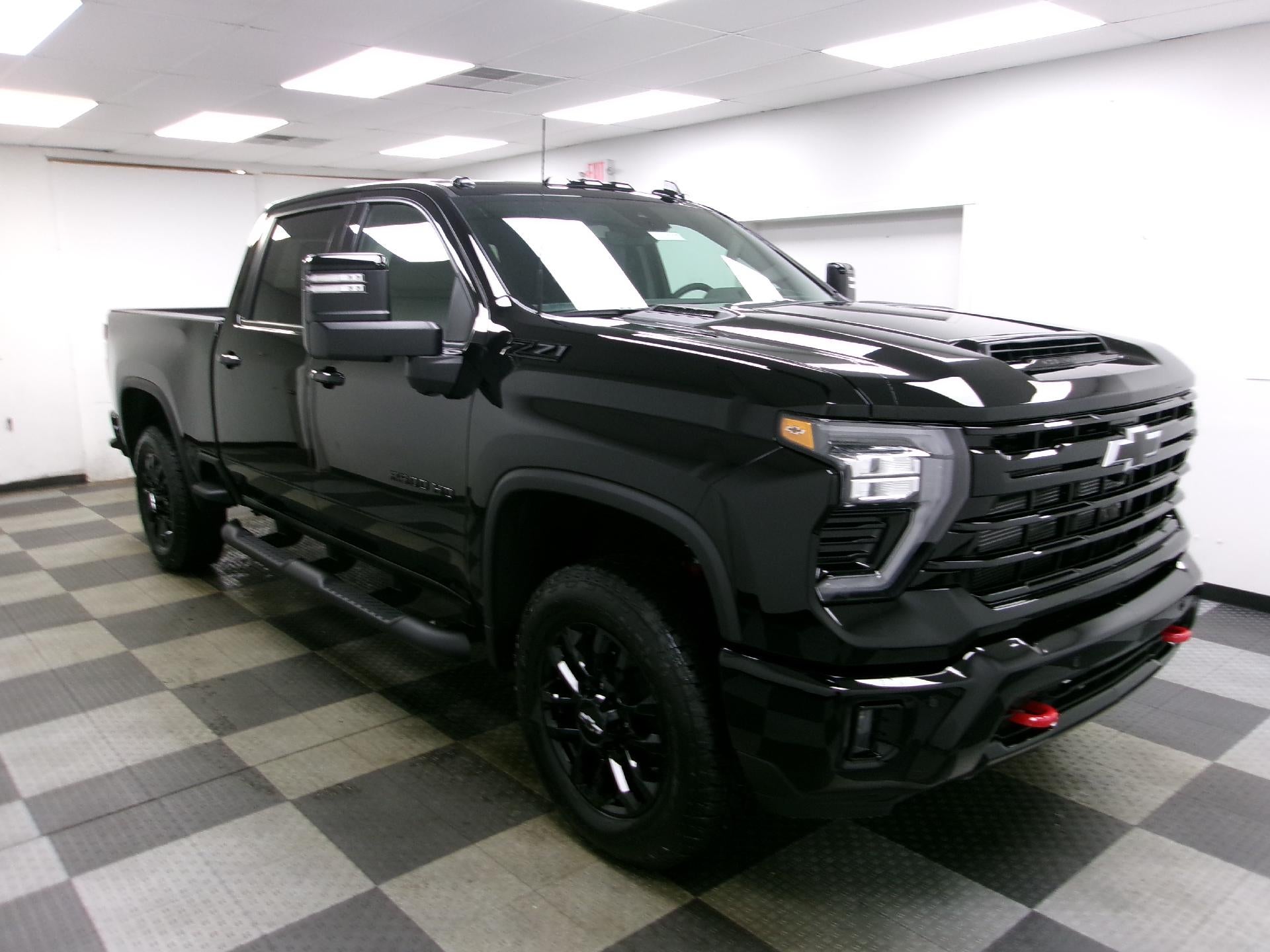 2026 Chevrolet Silverado 2500 HD Crew Cab Standard Box 4-Wheel Drive LTZ