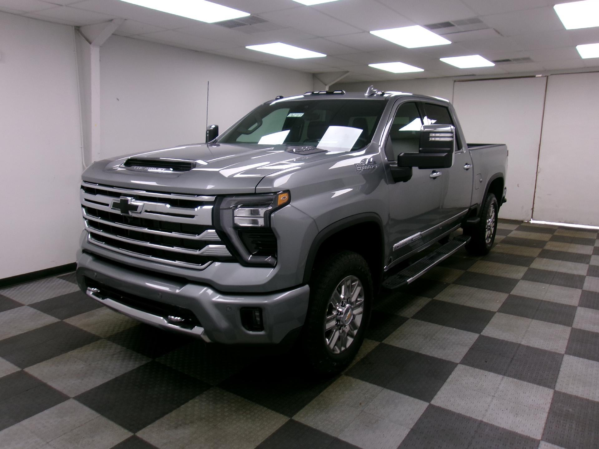 2026 Chevrolet Silverado 2500 HD Crew Cab Standard Box 4-Wheel Drive High Country