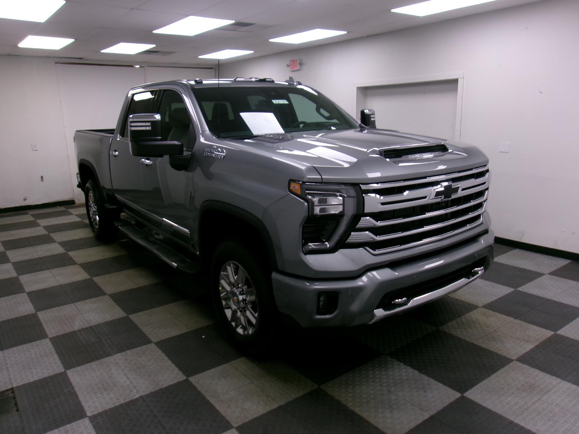 2026 Chevrolet Silverado 2500 HD Crew Cab Standard Box 4-Wheel Drive High Country