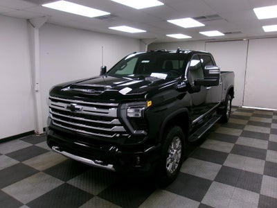 2026 Chevrolet Silverado 2500 HD Crew Cab Standard Box 4-Wheel Drive High Country