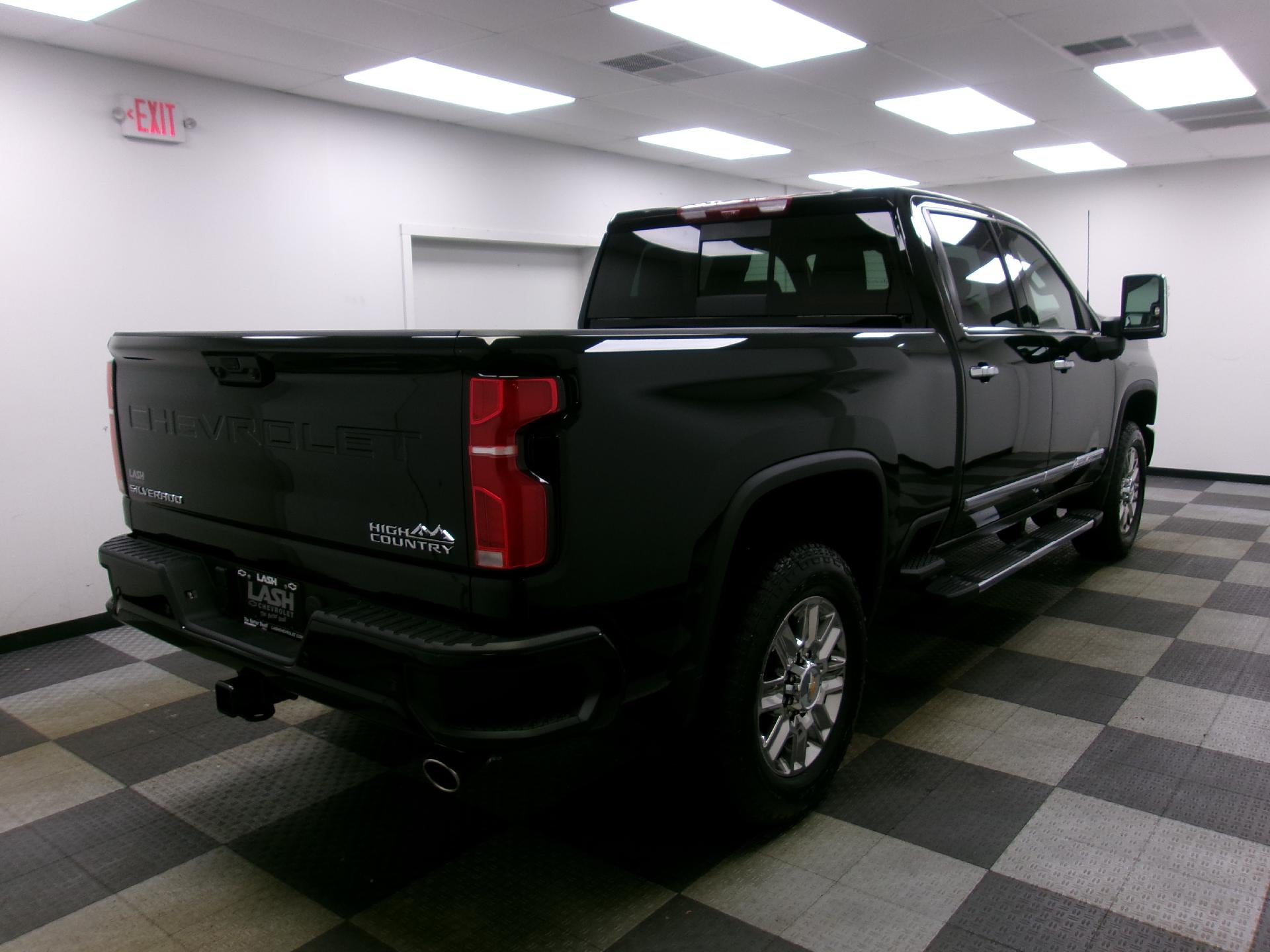 2026 Chevrolet Silverado 2500 HD Crew Cab Standard Box 4-Wheel Drive High Country