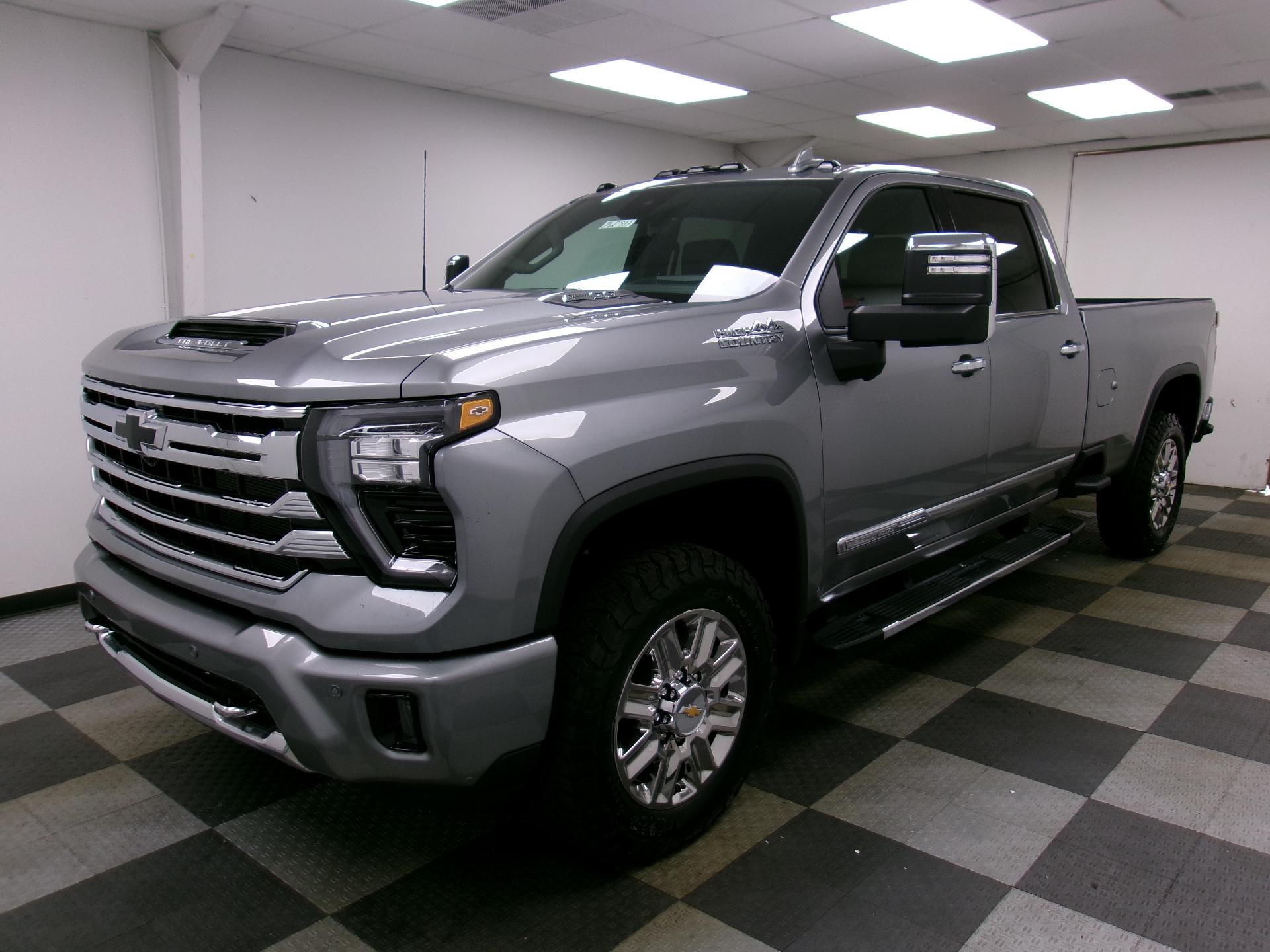 2026 Chevrolet Silverado 2500 HD Crew Cab Long Box 4-Wheel Drive High Country