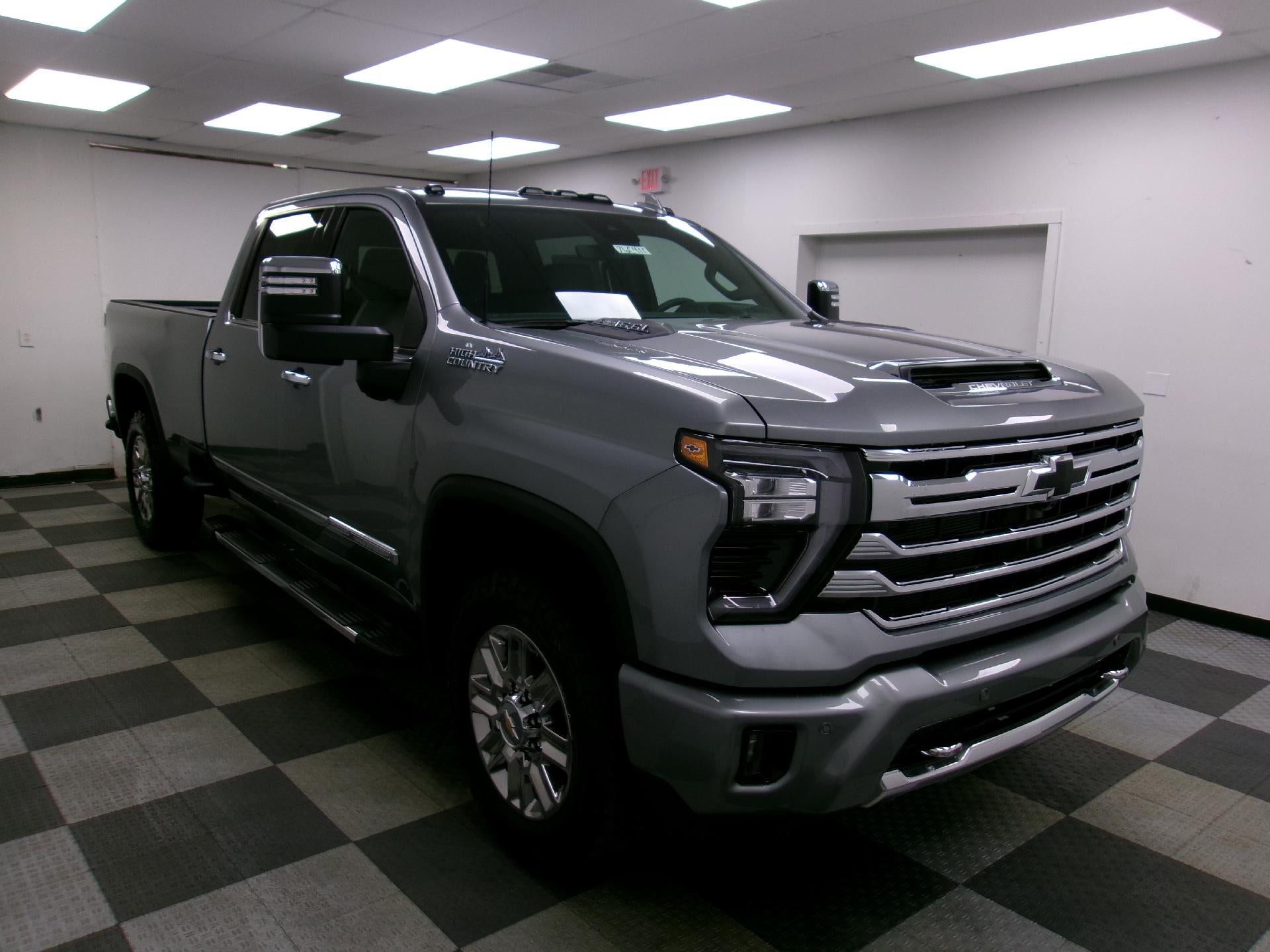 2026 Chevrolet Silverado 2500 HD Crew Cab Long Box 4-Wheel Drive High Country