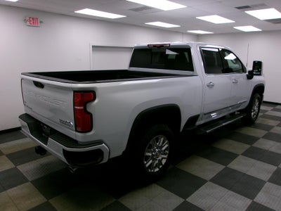 2026 Chevrolet Silverado 2500 HD Crew Cab Standard Box 4-Wheel Drive High Country