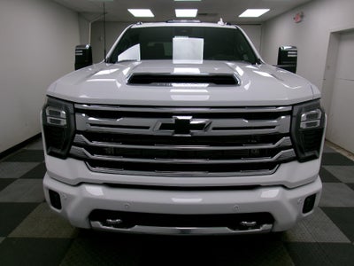 2026 Chevrolet Silverado 2500 HD Crew Cab Standard Box 4-Wheel Drive High Country