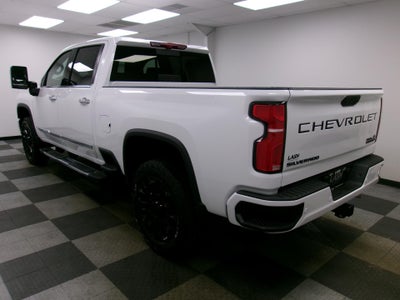 2026 Chevrolet Silverado 2500 HD Crew Cab Standard Box 4-Wheel Drive High Country