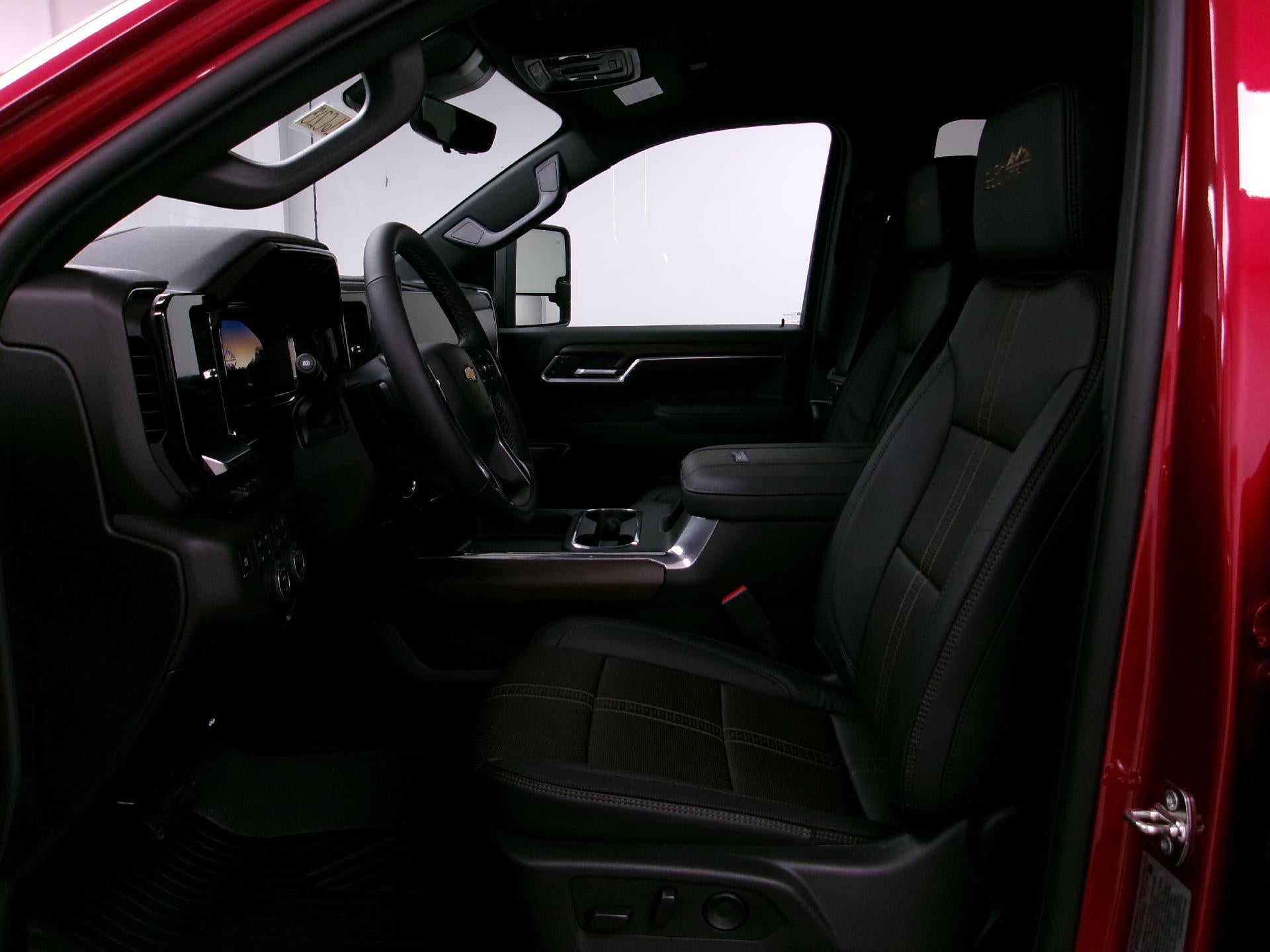 2026 Chevrolet Silverado 2500 HD Crew Cab Standard Box 4-Wheel Drive High Country