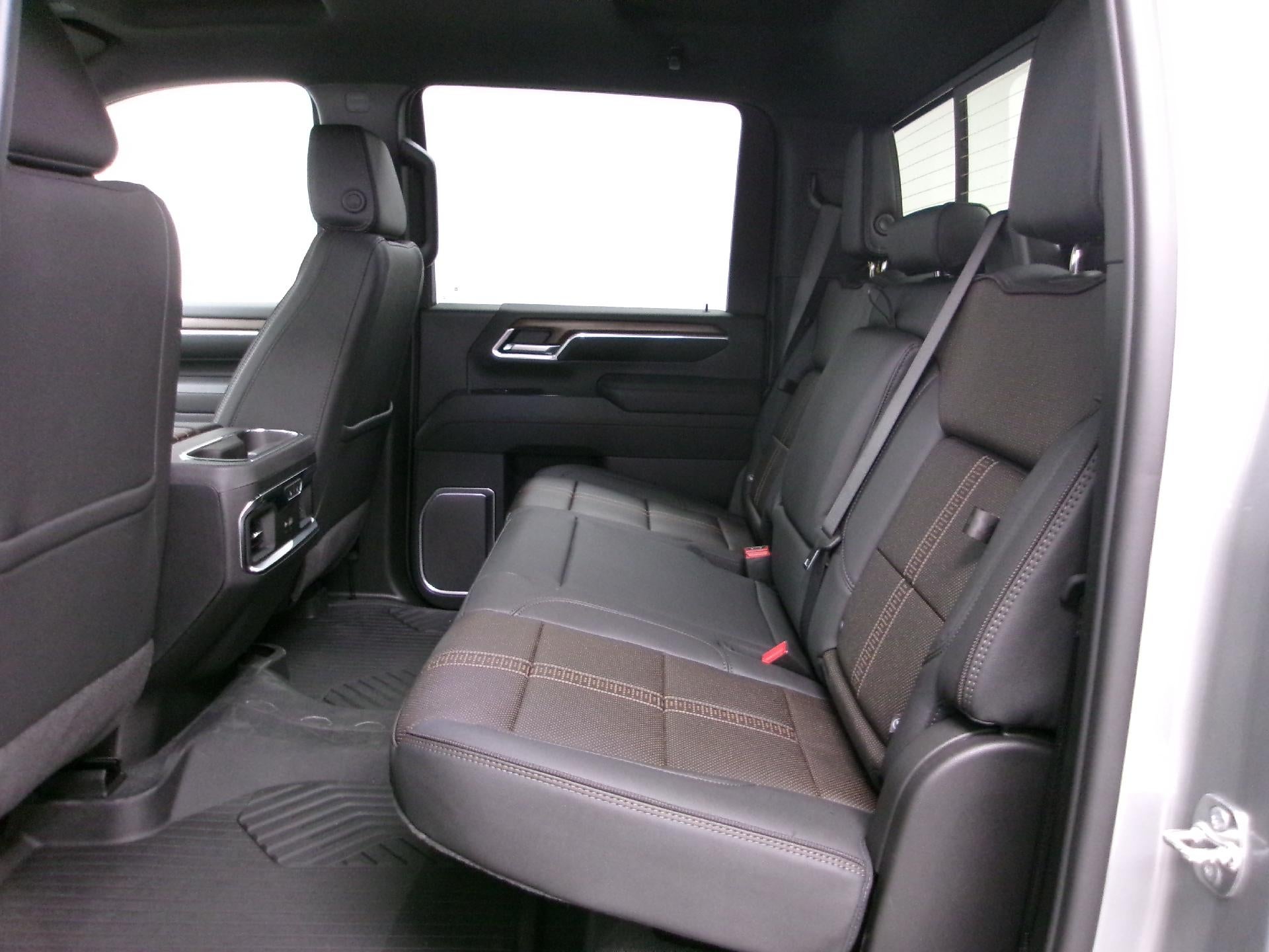 2026 Chevrolet Silverado 2500 HD Crew Cab Standard Box 4-Wheel Drive High Country