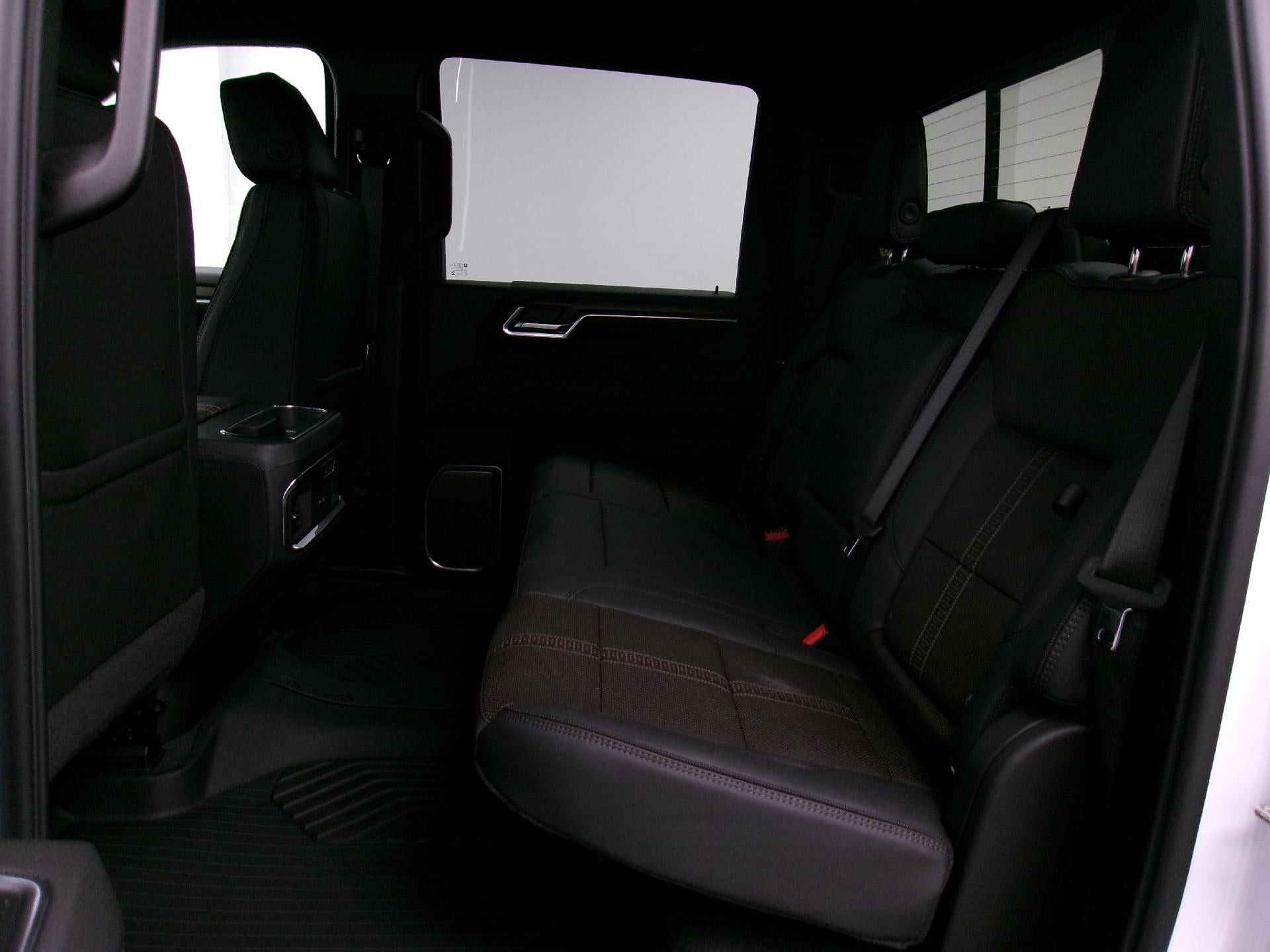 2026 Chevrolet Silverado 2500 HD Crew Cab Standard Box 4-Wheel Drive High Country