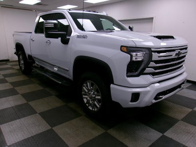 2026 Chevrolet Silverado 2500 HD Crew Cab Standard Box 4-Wheel Drive High Country