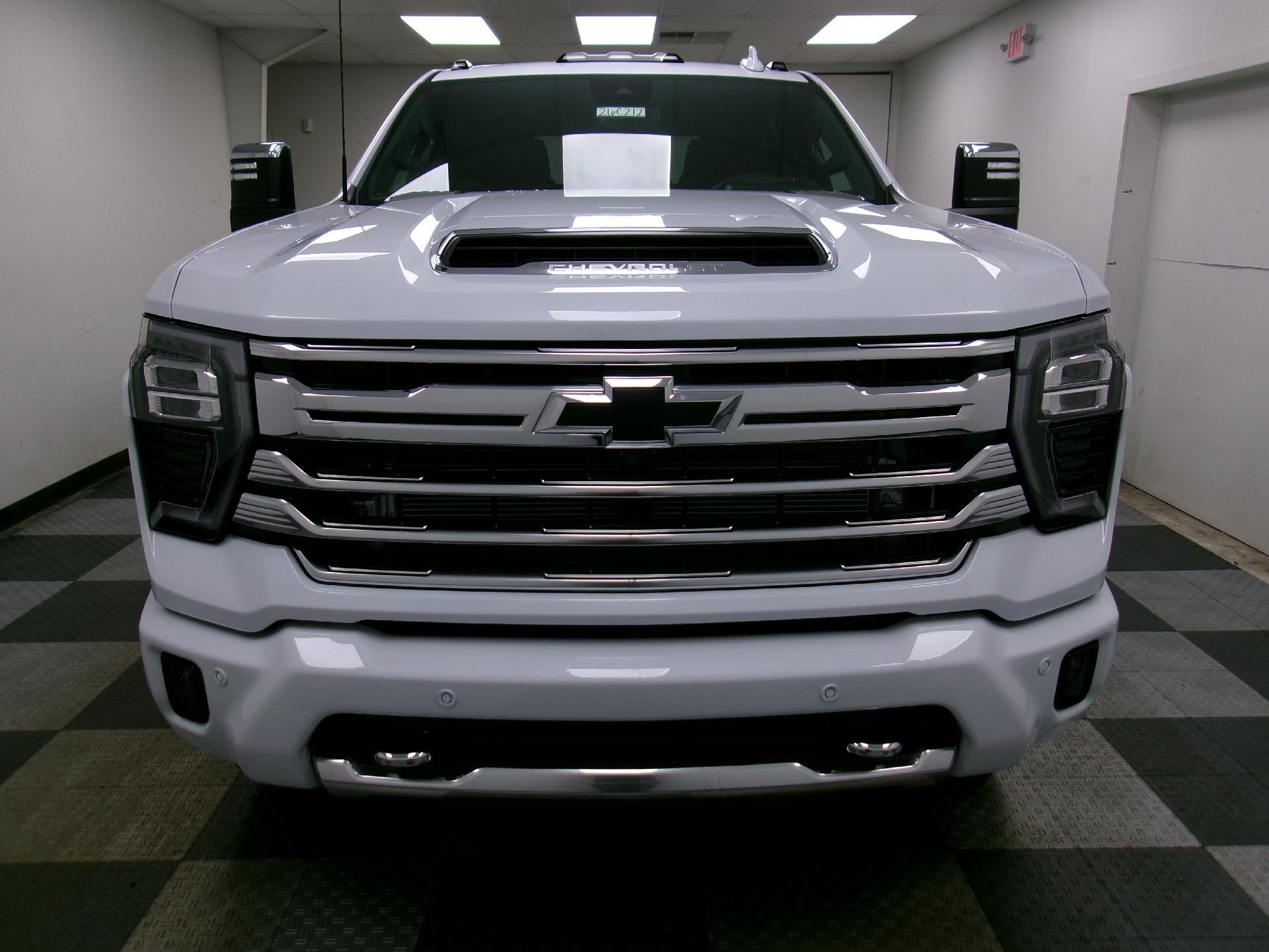 2026 Chevrolet Silverado 2500 HD Crew Cab Standard Box 4-Wheel Drive High Country
