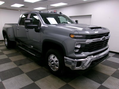 2026 Chevrolet Silverado 3500 HD Crew Cab Long Box 4-Wheel Drive LT