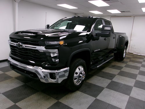 2026 Chevrolet Silverado 3500 HD Crew Cab Long Box 4-Wheel Drive LT