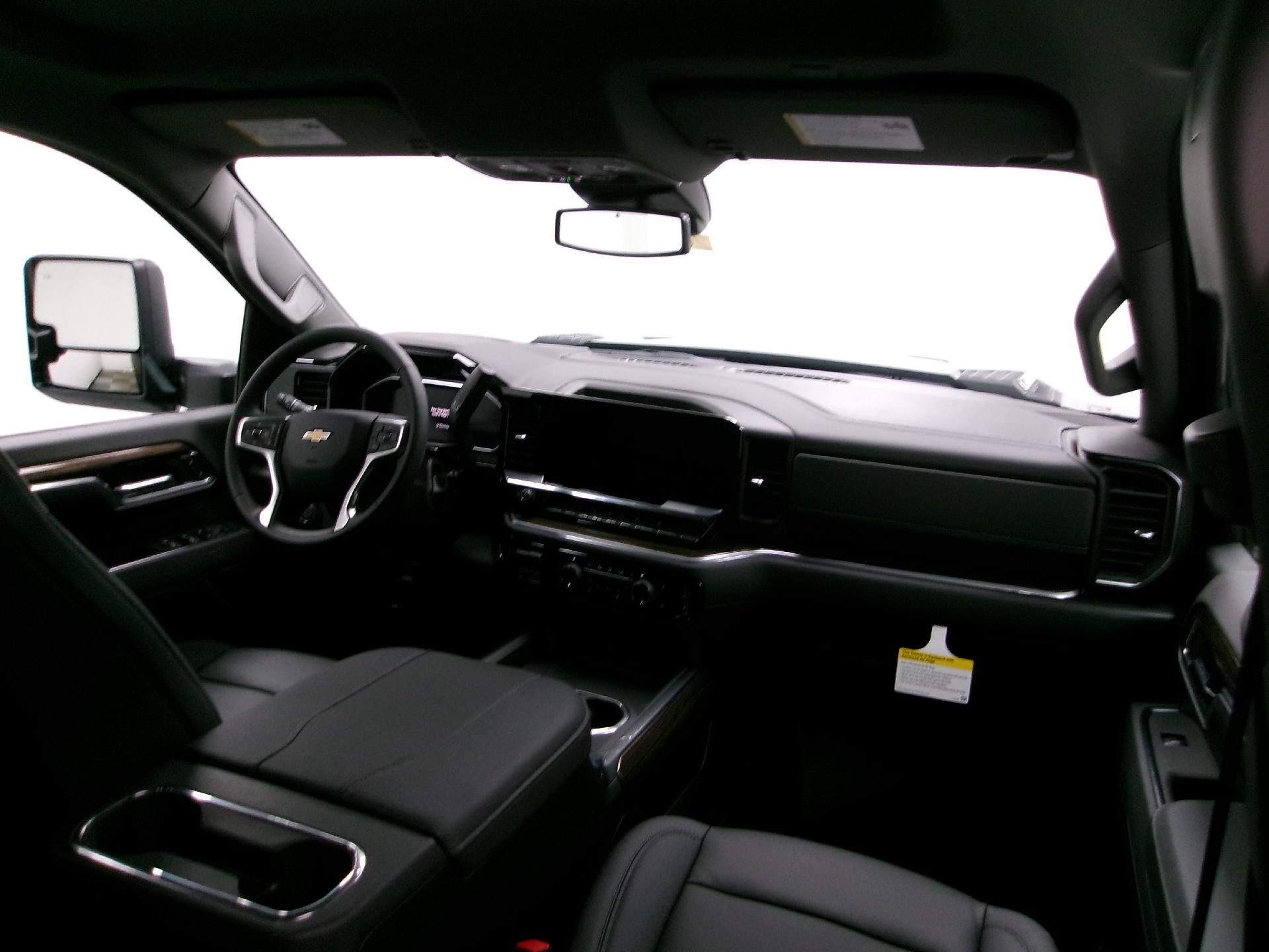 2026 Chevrolet Silverado 3500 HD Crew Cab Long Box 4-Wheel Drive LT