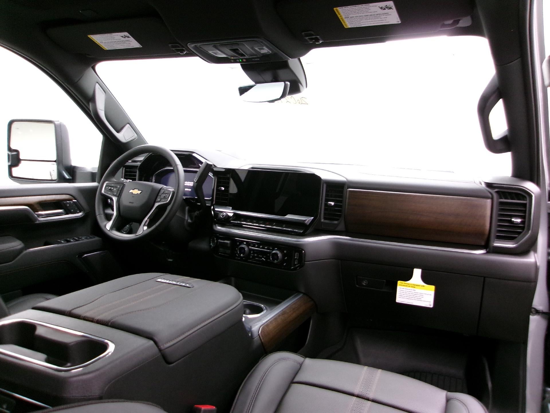 2026 Chevrolet Silverado 3500 HD Crew Cab Long Box 4-Wheel Drive High Country