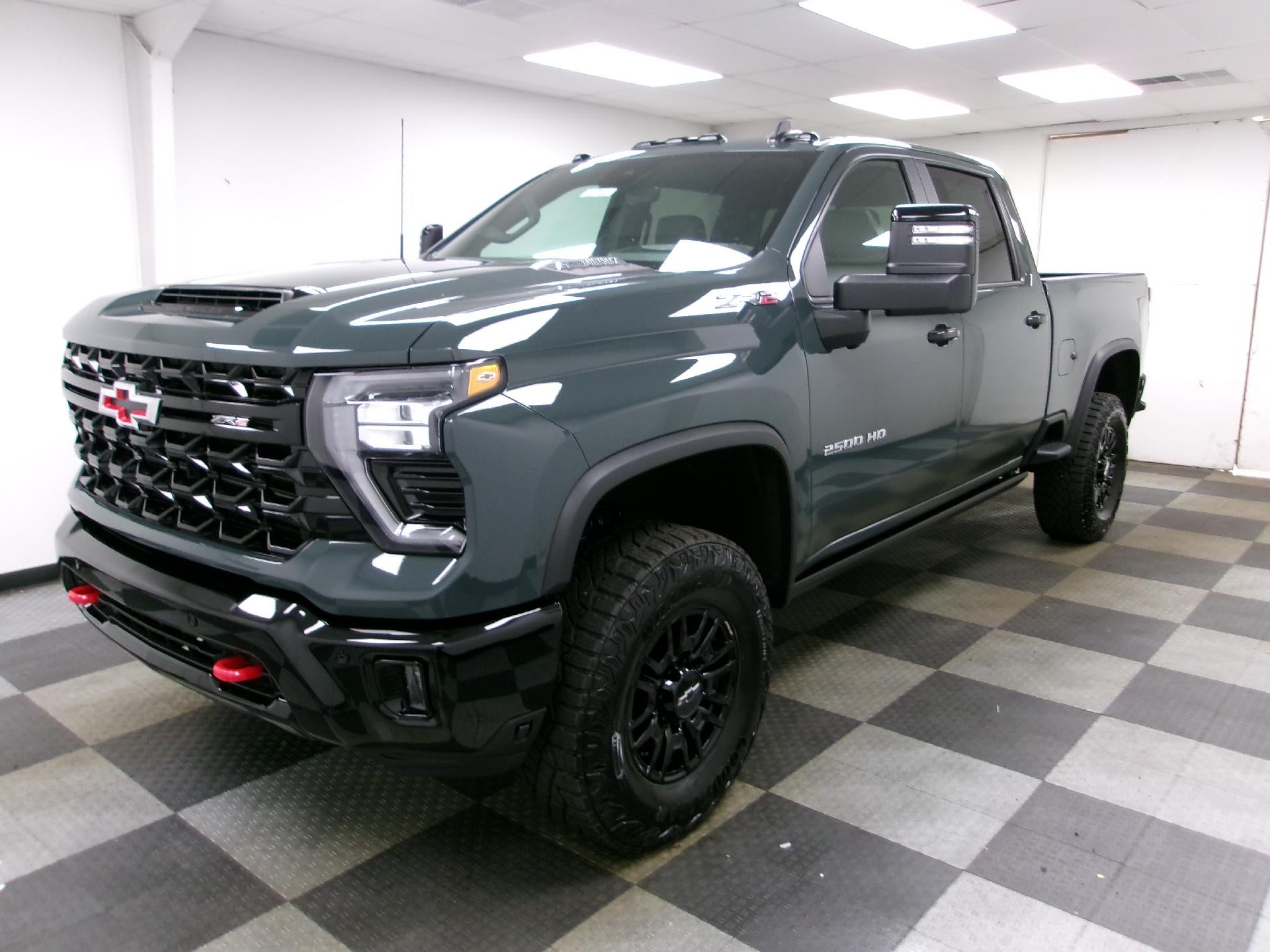 2026 Chevrolet Silverado 2500 HD Crew Cab Standard Box 4-Wheel Drive ZR2