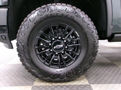 2026 Chevrolet Silverado 2500 HD Crew Cab Standard Box 4-Wheel Drive ZR2