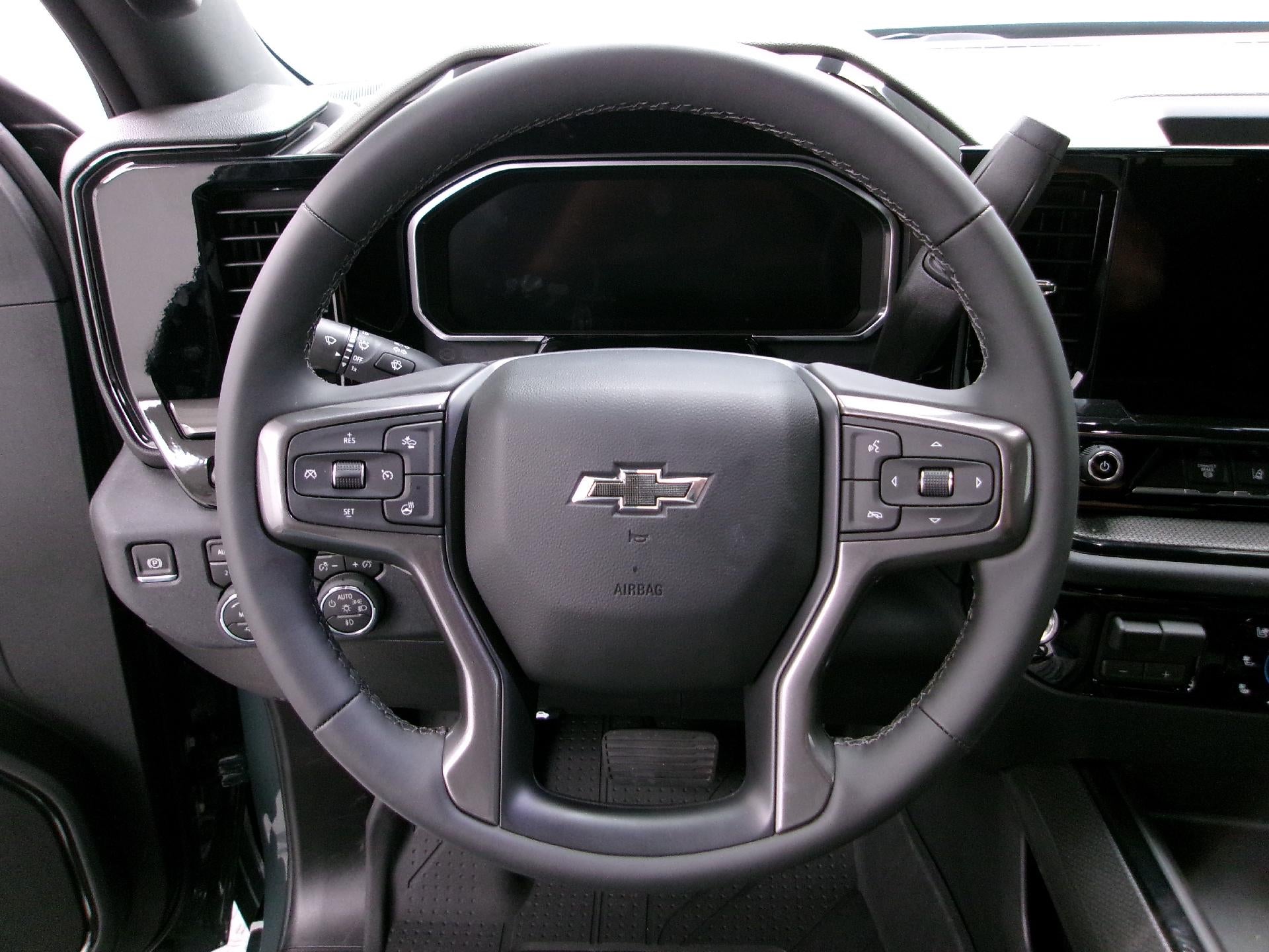 2026 Chevrolet Silverado 2500 HD Crew Cab Standard Box 4-Wheel Drive ZR2