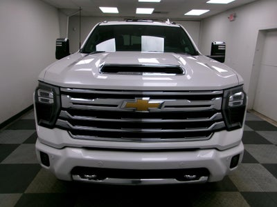 2024 Chevrolet Silverado 2500 HD Crew Cab Standard Box 4-Wheel Drive High Country