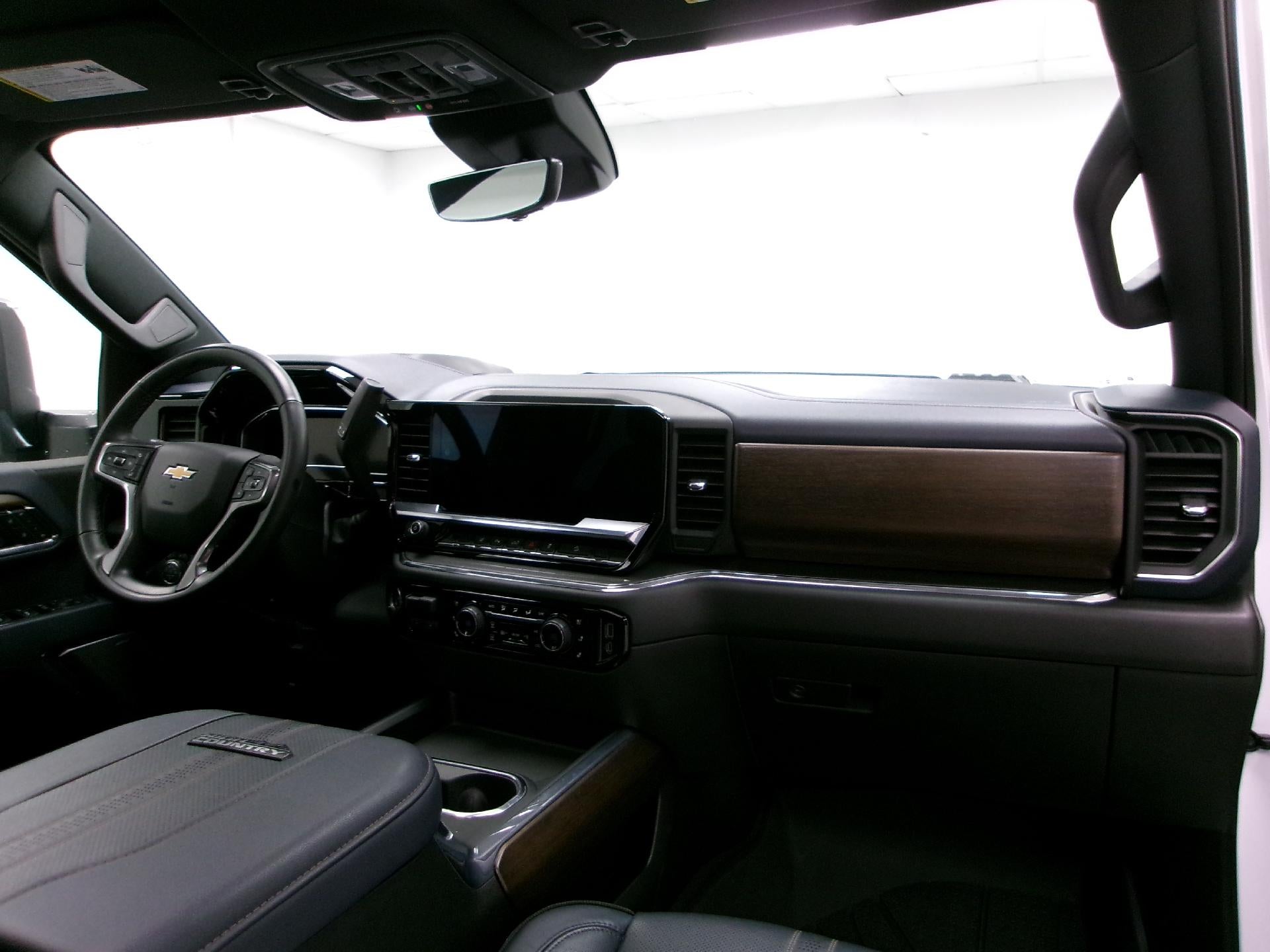 2024 Chevrolet Silverado 2500 HD Crew Cab Standard Box 4-Wheel Drive High Country