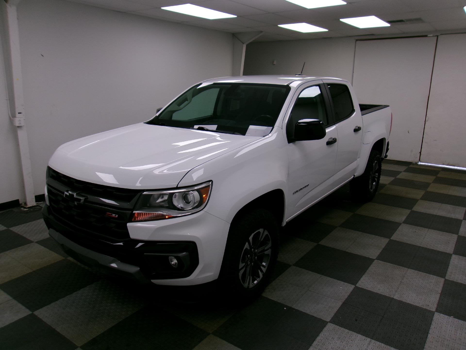 2022 Chevrolet Colorado Crew Cab Short Box 4-Wheel Drive Z71