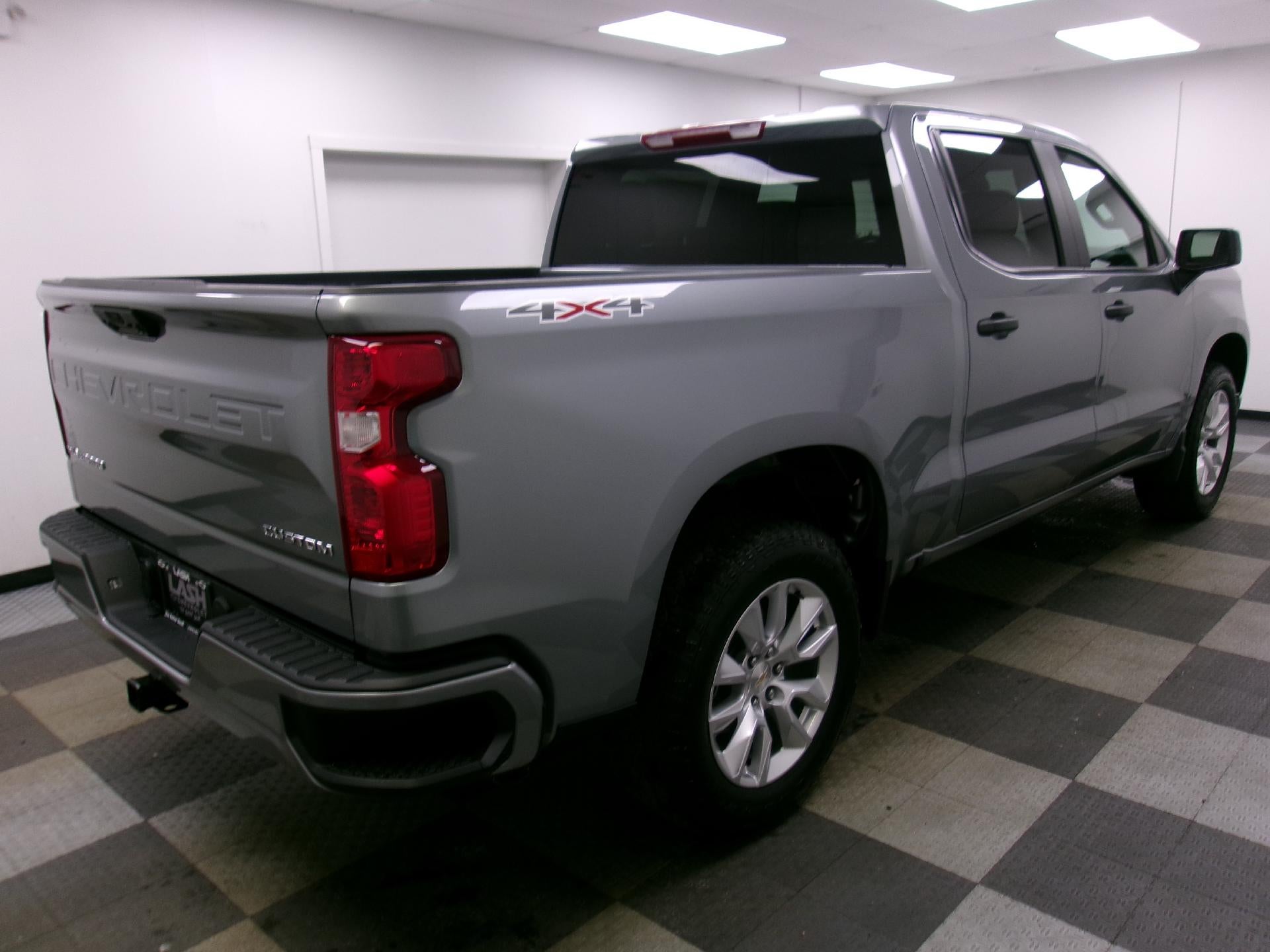 2026 Chevrolet Silverado 1500 Crew Cab Short Box 4-Wheel Drive Custom