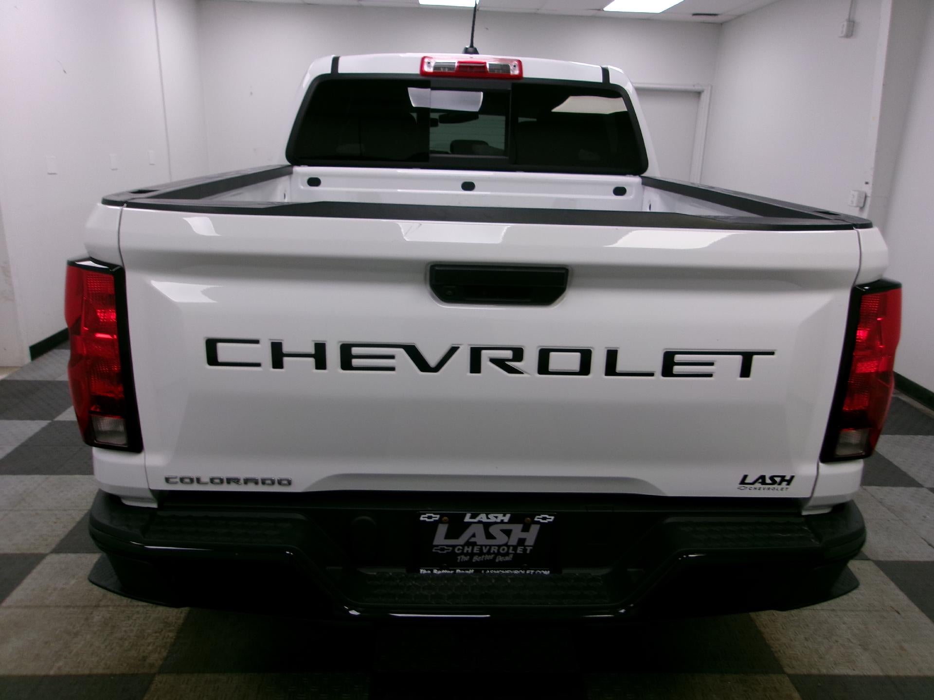 2024 Chevrolet Colorado Crew Cab Short Box 4-Wheel Drive Work Truck