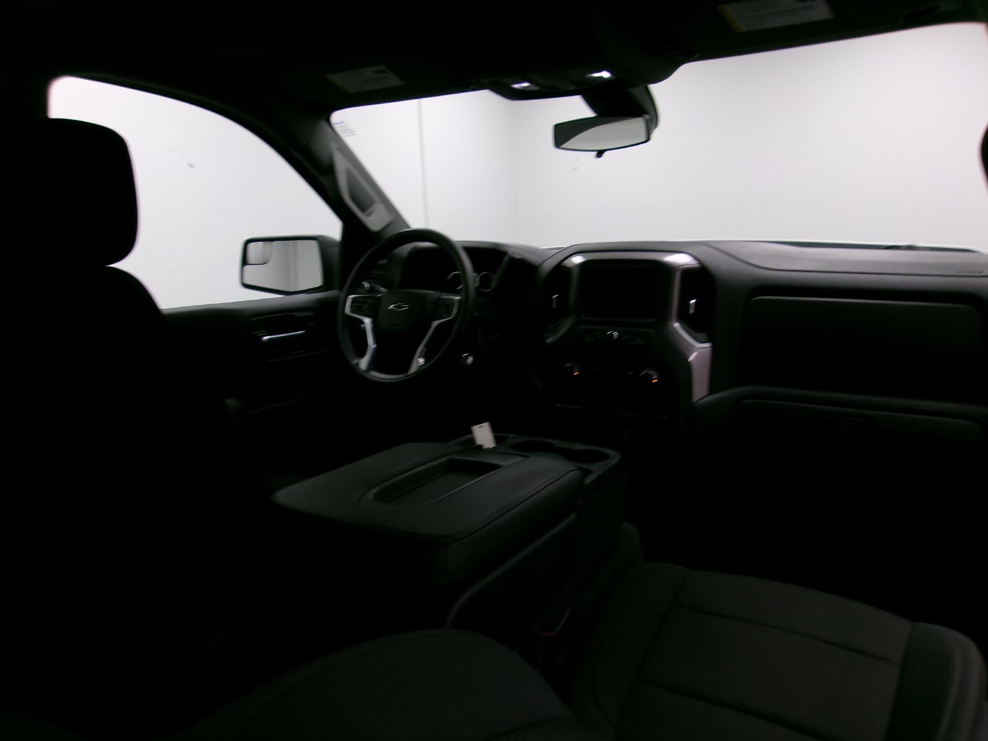 2021 Chevrolet Silverado 1500 Crew Cab Short Box 4-Wheel Drive Custom Trail Boss