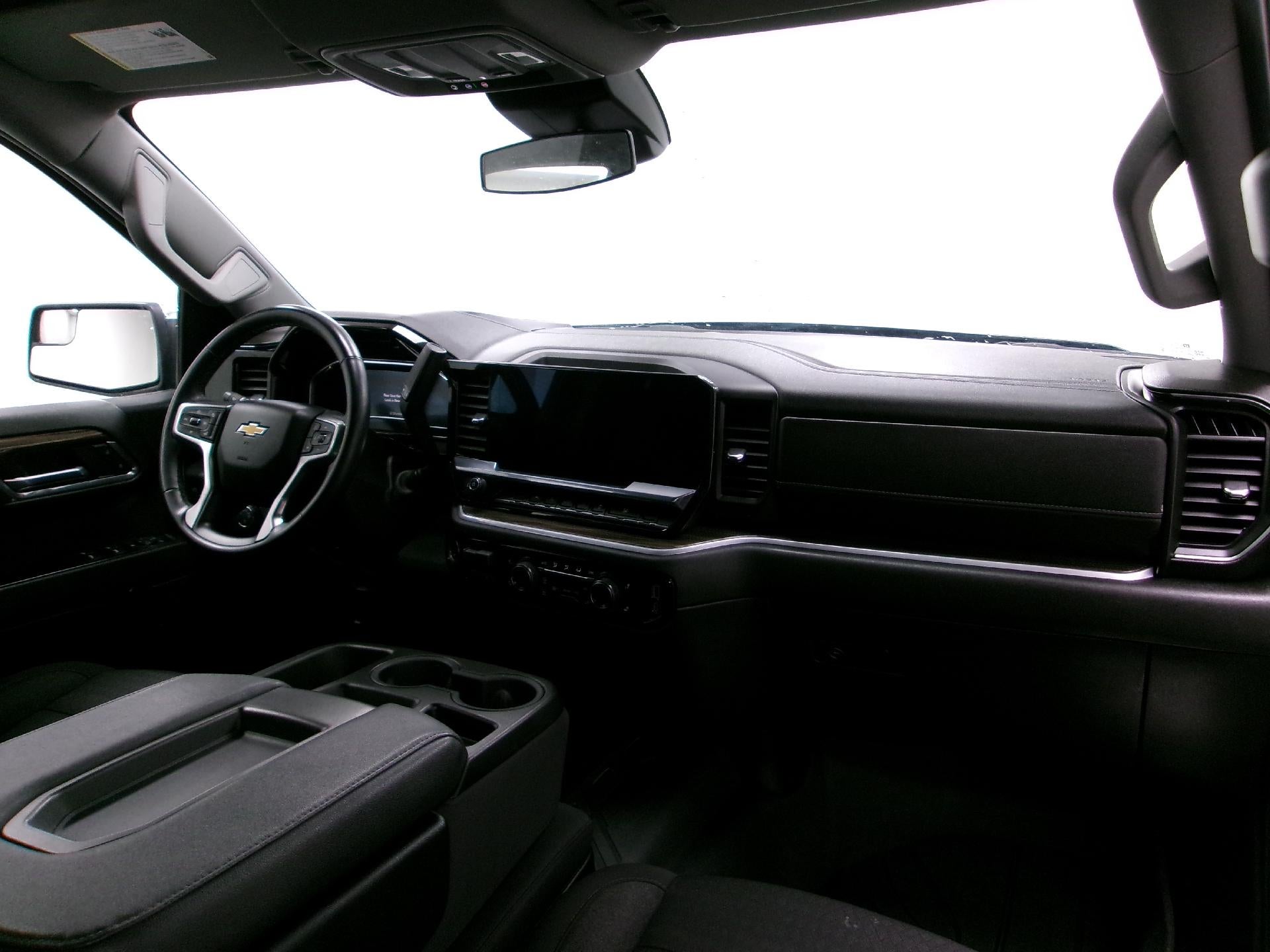 2024 Chevrolet Silverado 1500 Double Cab Standard Box 4-Wheel Drive LT 1LT